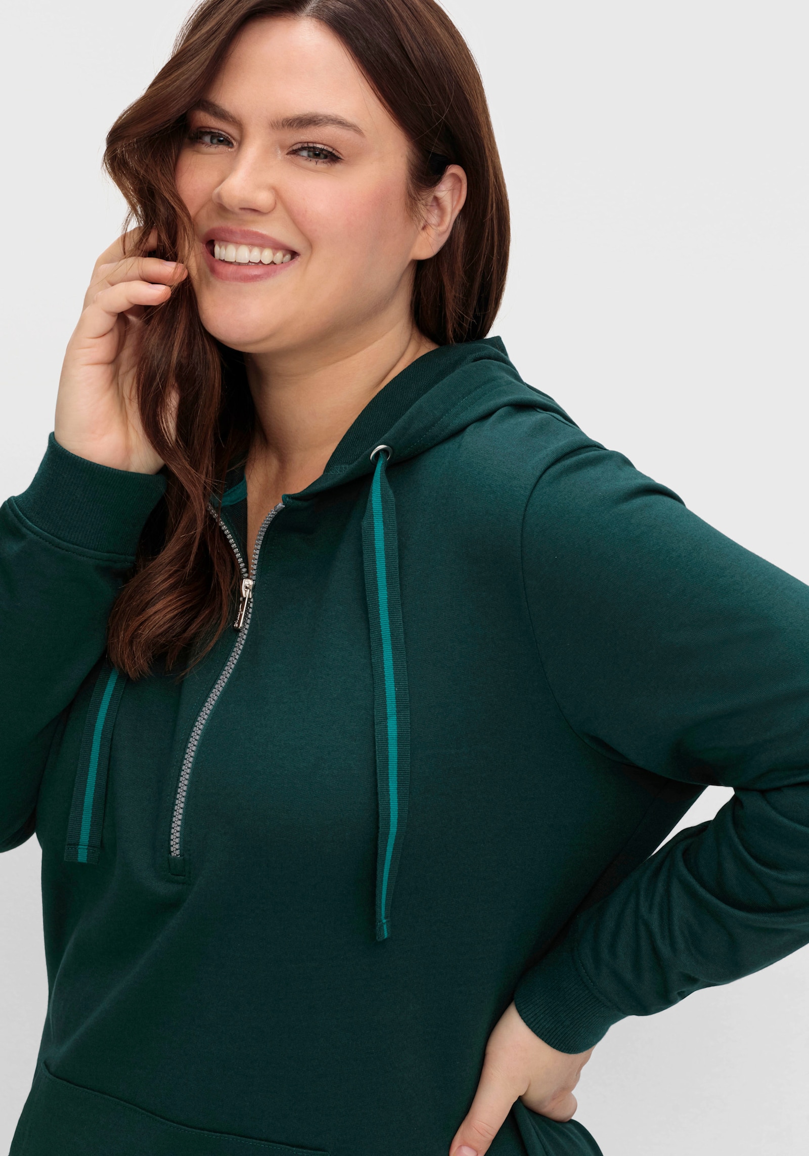 sheego Sweatkleid mit Kängurutasche, kniefrei - tiefgrün