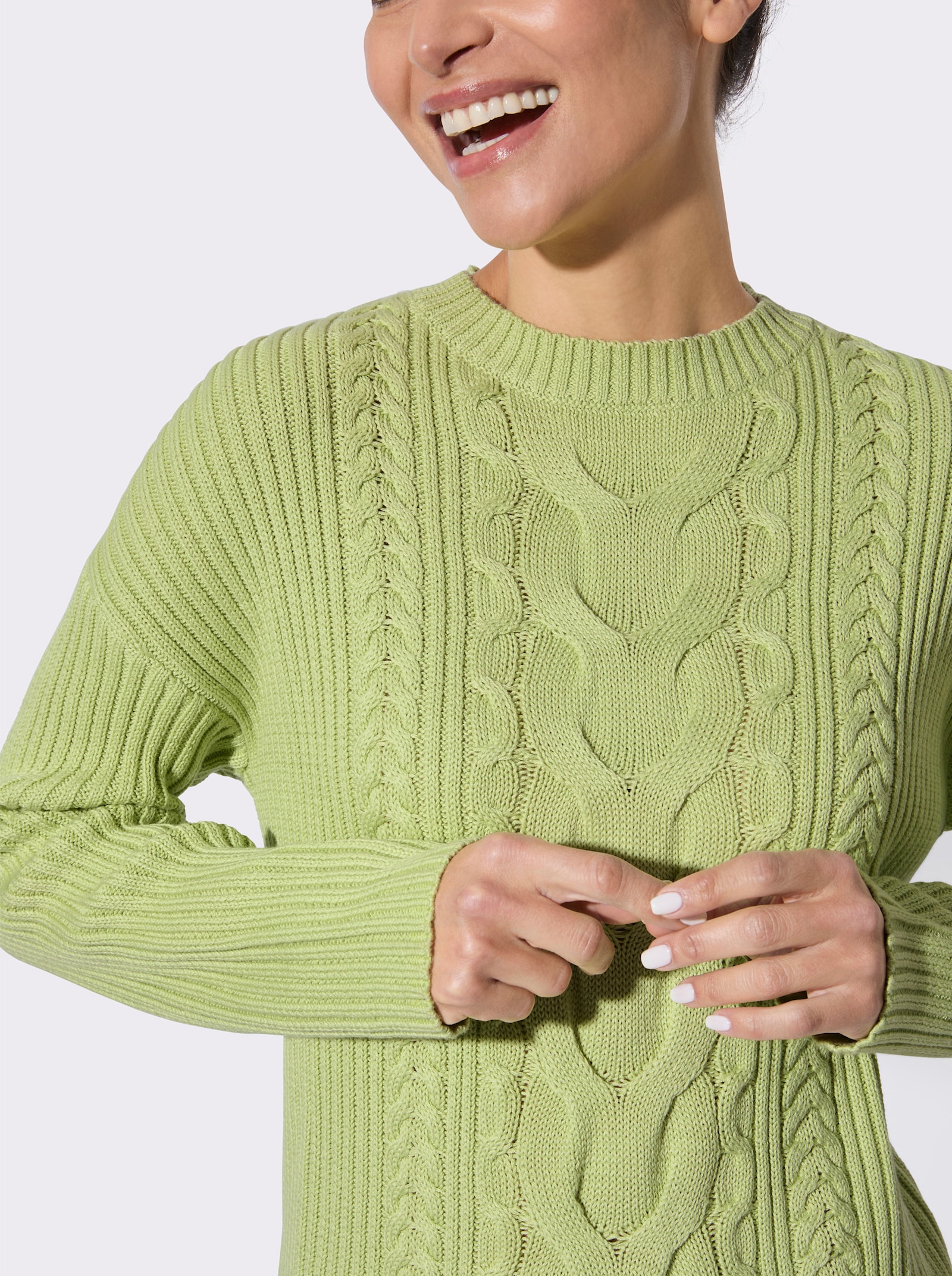 Rundhalspullover mit Zopfmuster - pistazie