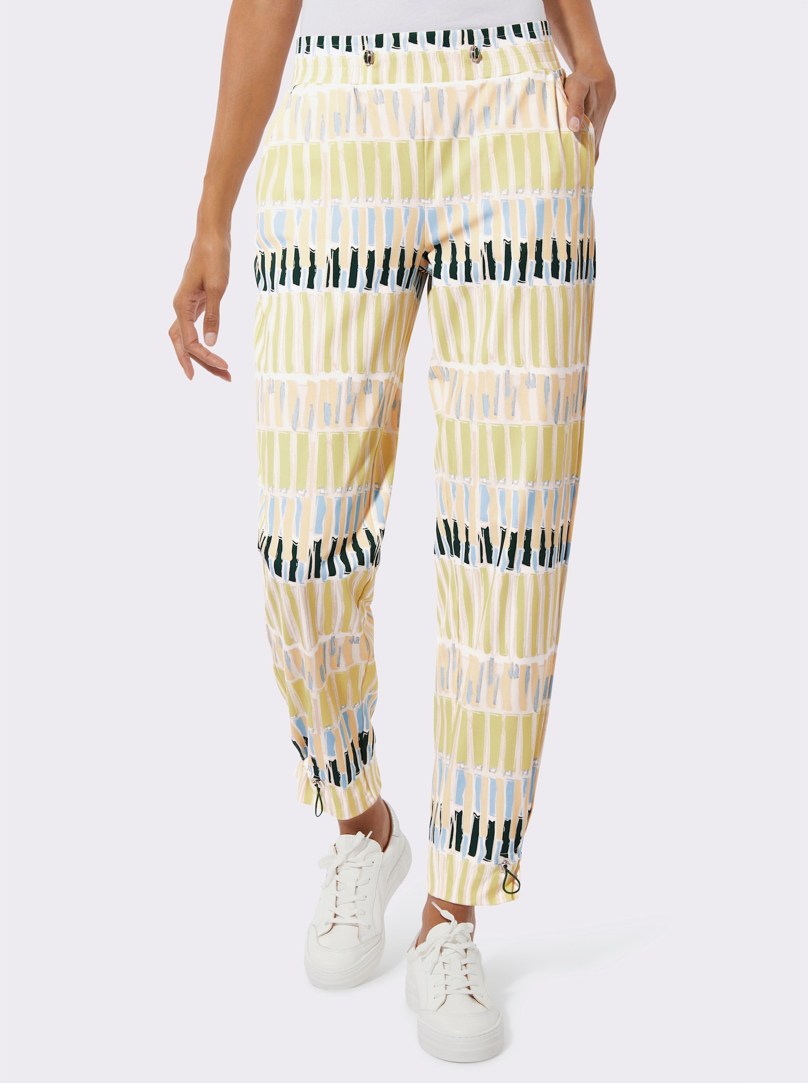 Jogpants van comfortabele jersey-stretchstof - ecru/mos bedrukt