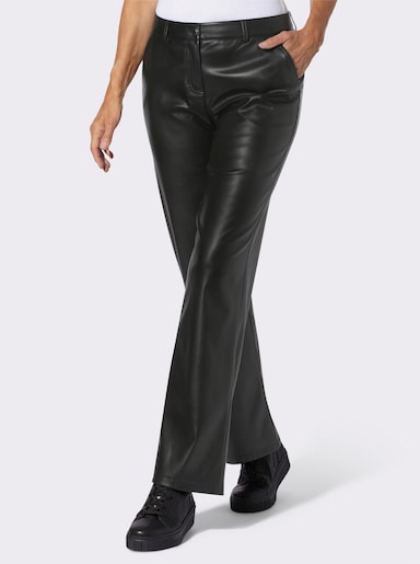 Lederimitathose mit weitem Bein - schwarz