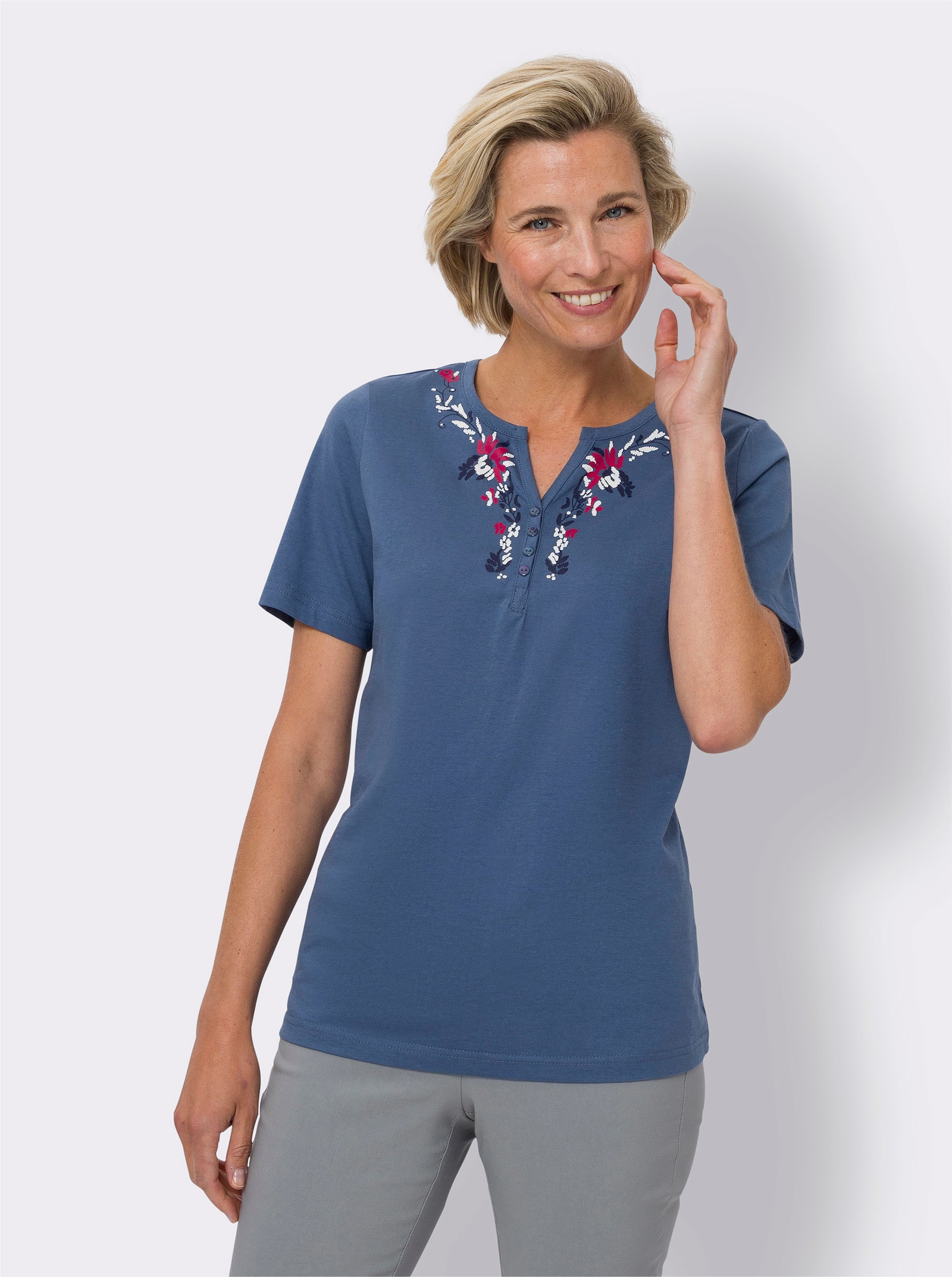 Kurzarmshirt mit platziertem Floral-Print - jeansblau-rot