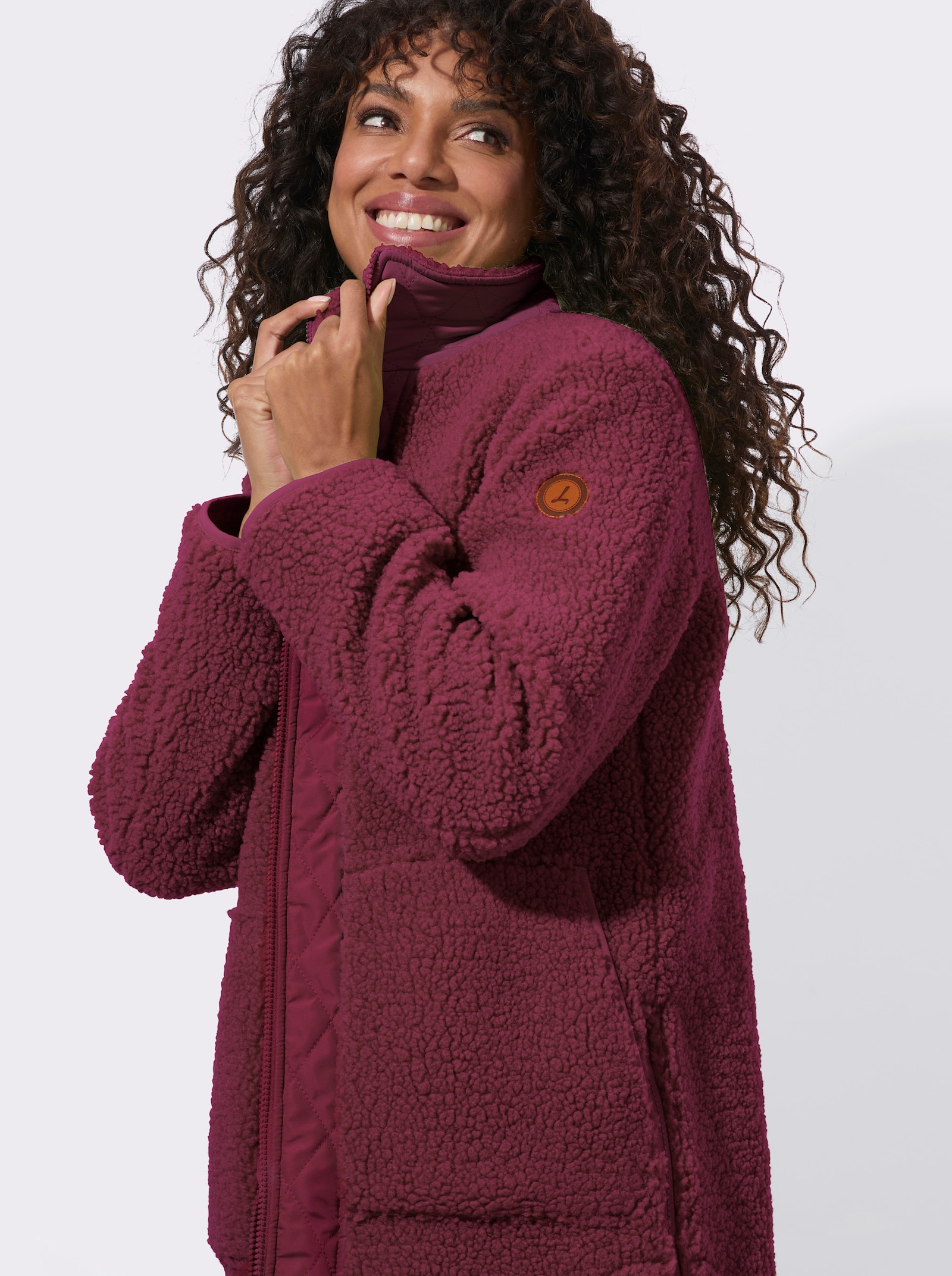  Teddyjacke mit Reißverschluss an den Saumschlitzen - bordeaux