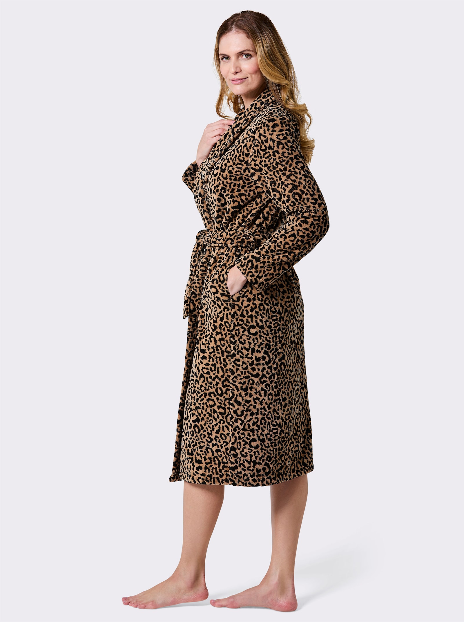 feel good Damenbademantel mit Leo-Muster - camel-schwarz-gemustert