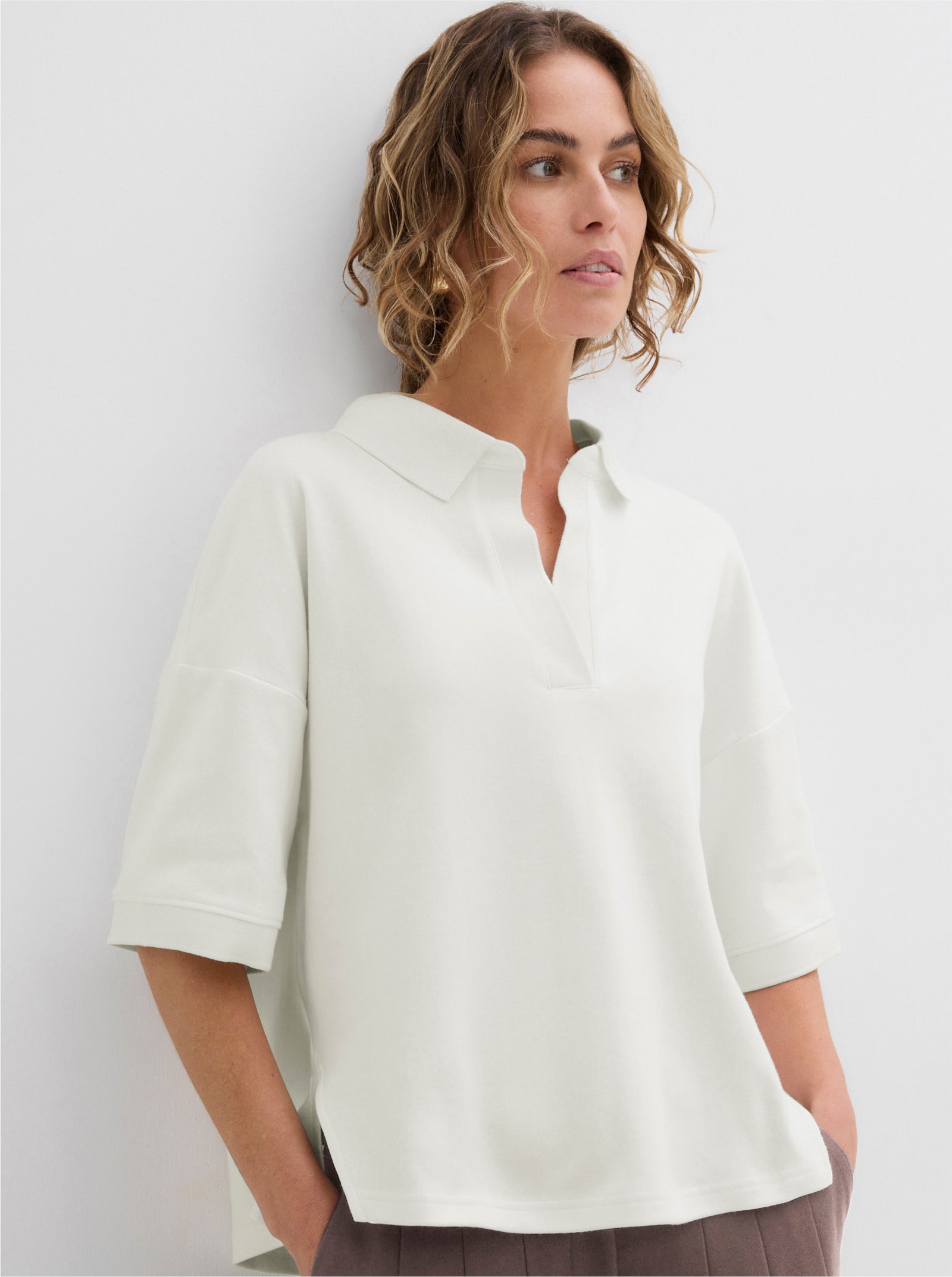 Poloshirt mit V-Ausschnitt - ecru