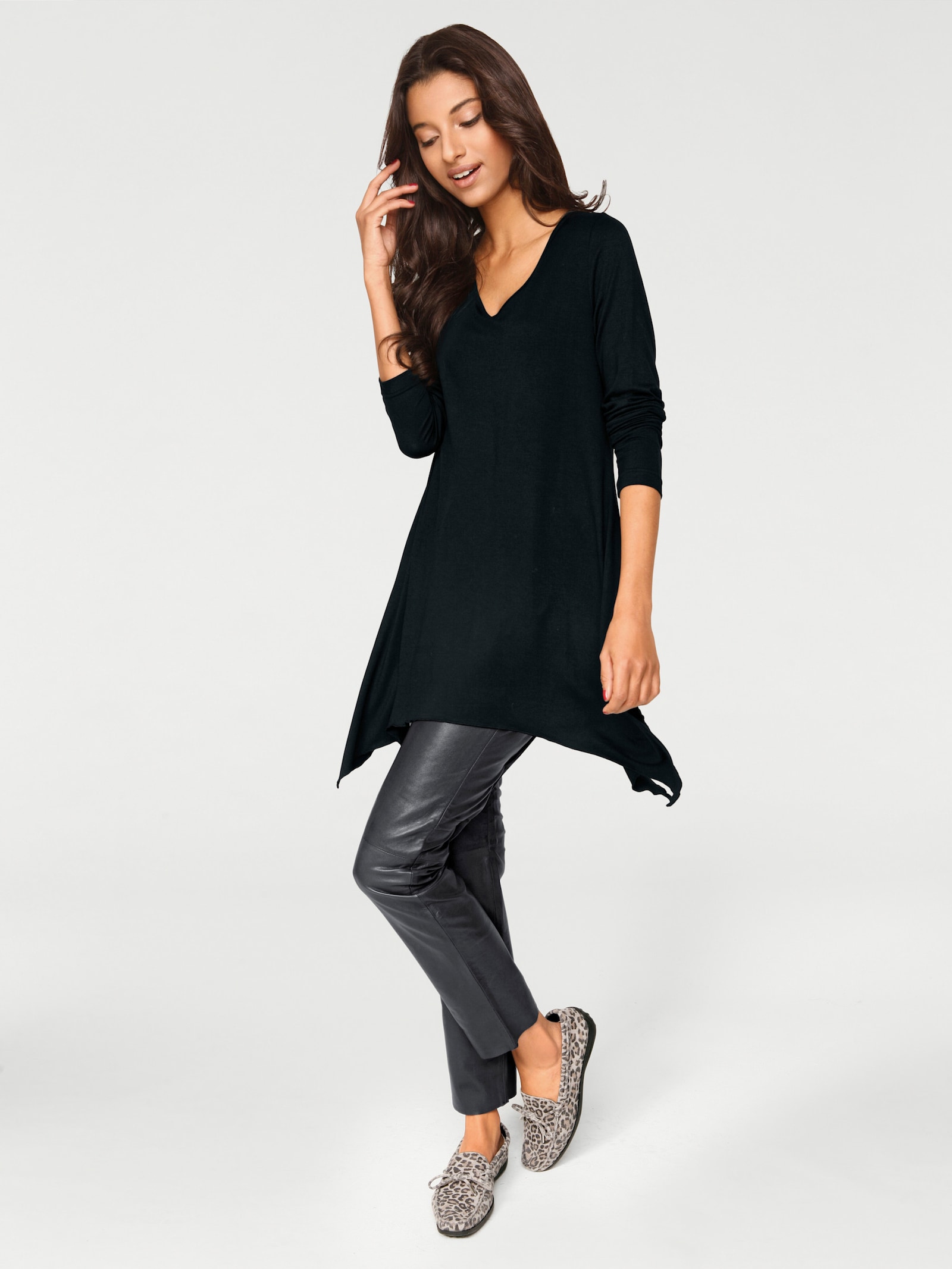 heine Longshirt im Zipfel-Look - schwarz