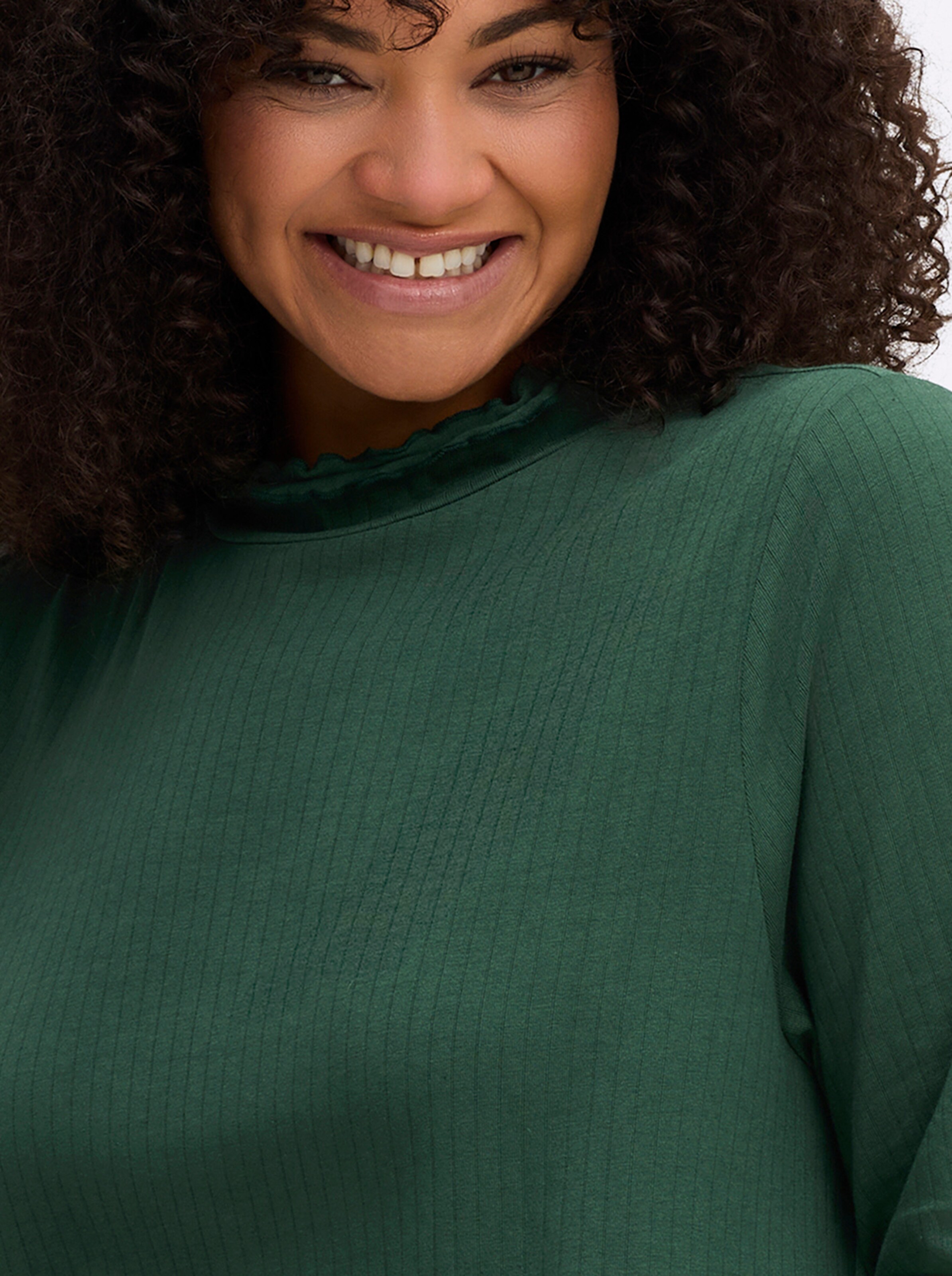 Thumbnail - Rollkragenshirt