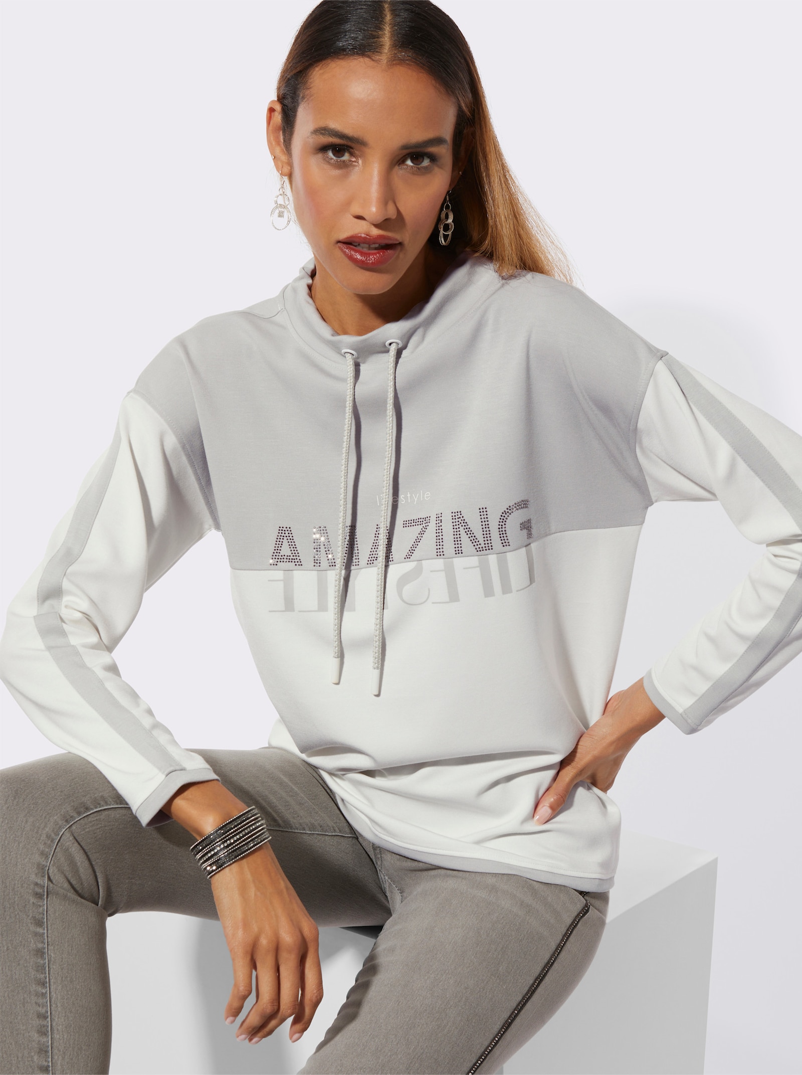 Sweatshirt mit Ziersteinchen - ecru-hellgrau