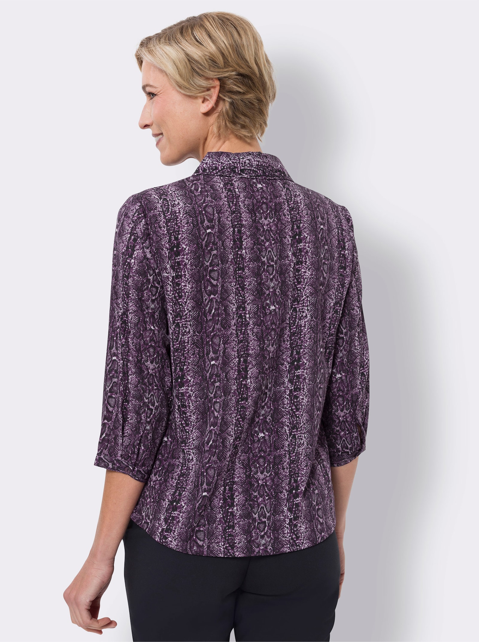 Blus med tryck, reptilmönster - druva-syren-tryck