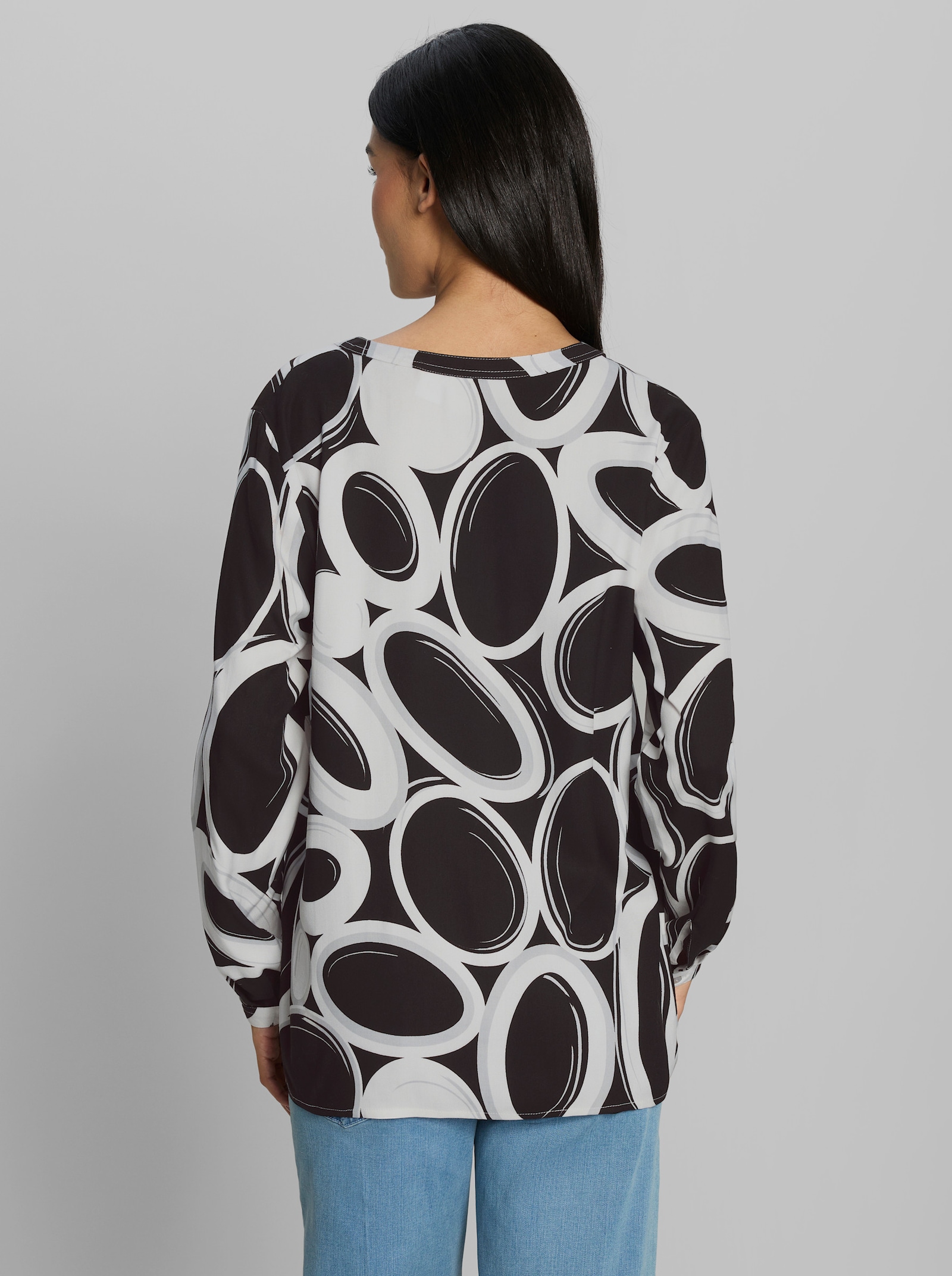 heine Druckbluse mit Grafik-Dessin - schwarz-weiß-bedruckt