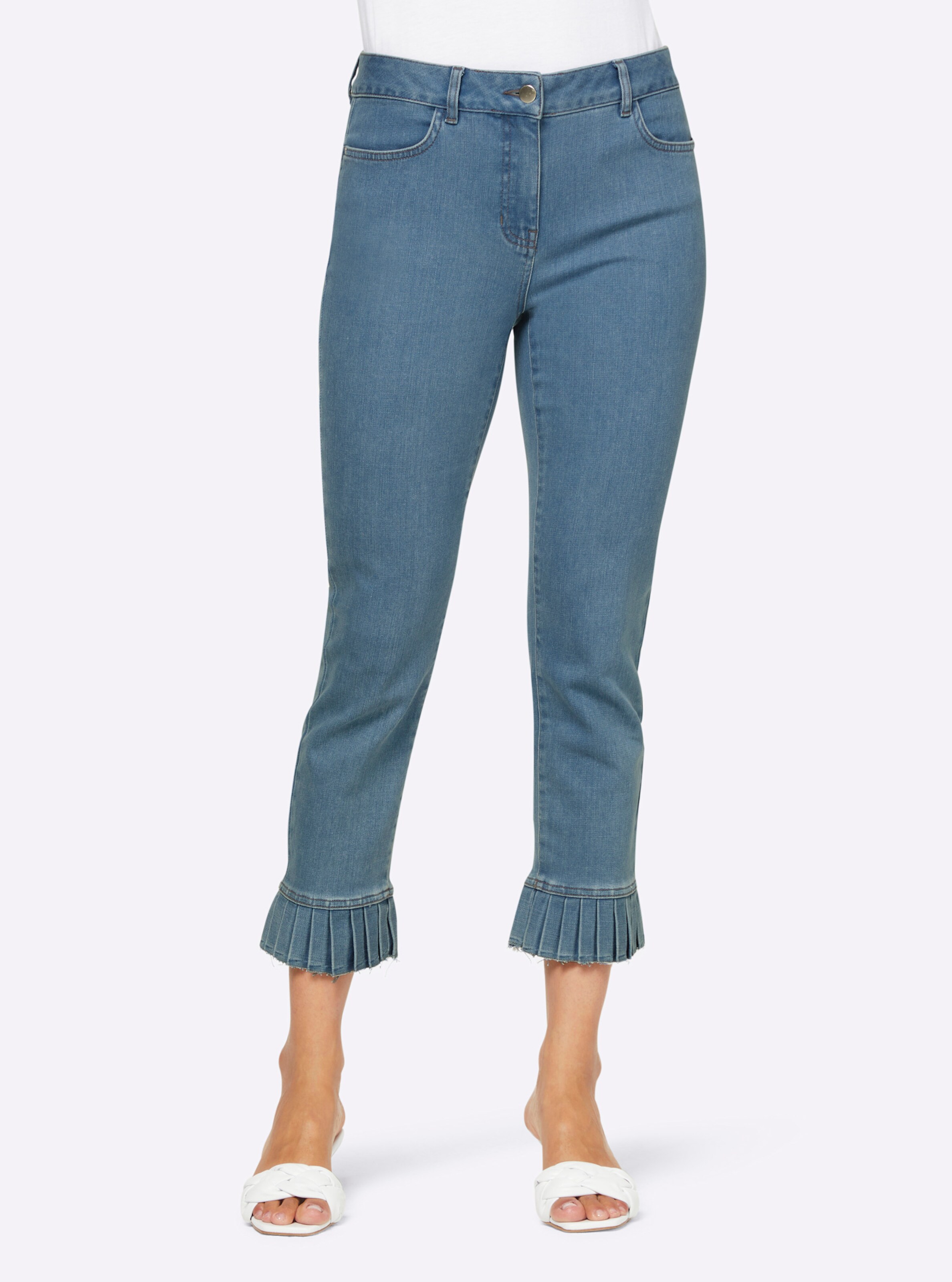 Push-up jeans