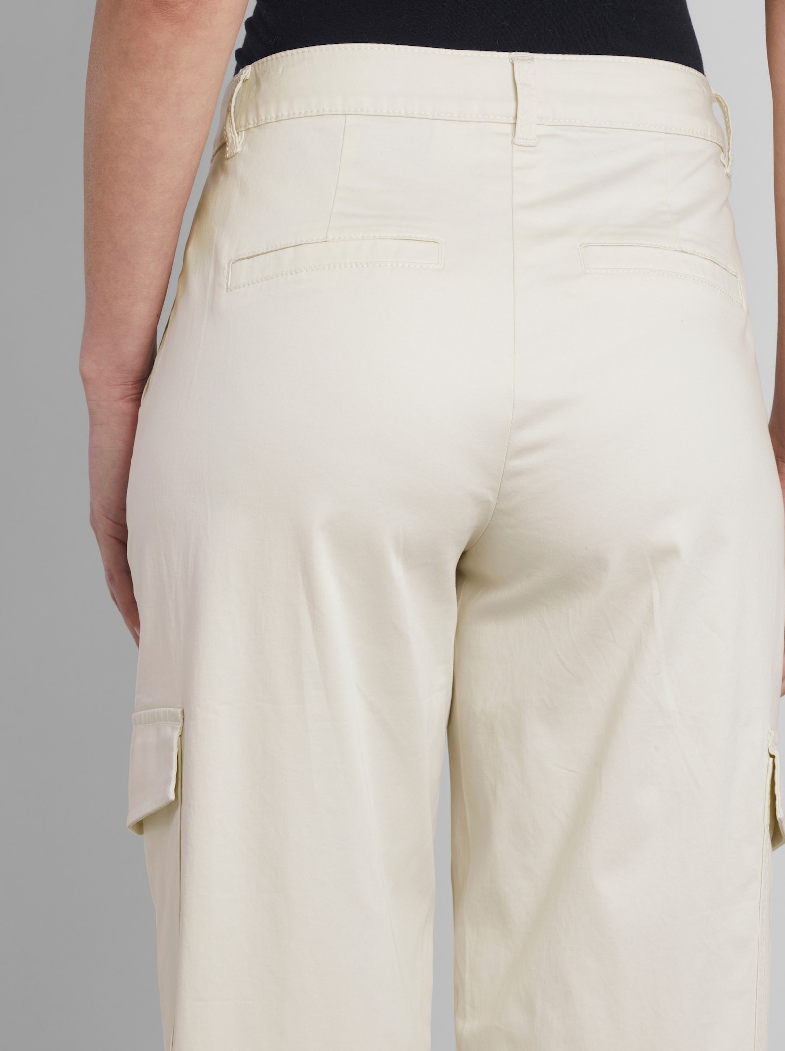 heine Cargohose mit aufgesetzten Taschen - champagner