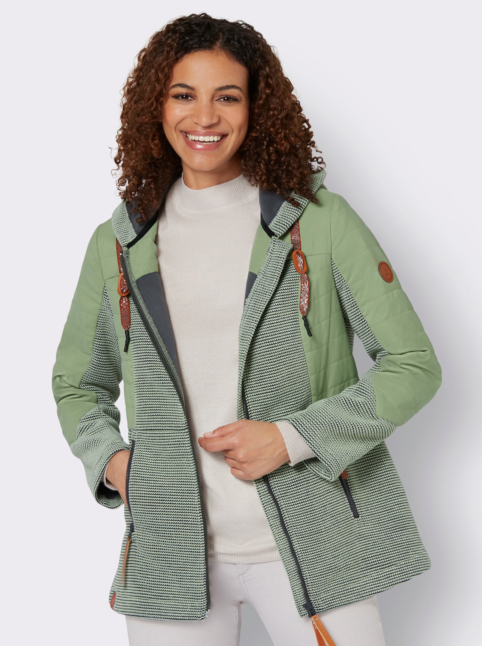 Übergangsjacke im Mix aus Fleece und Stepp - eucalyptus