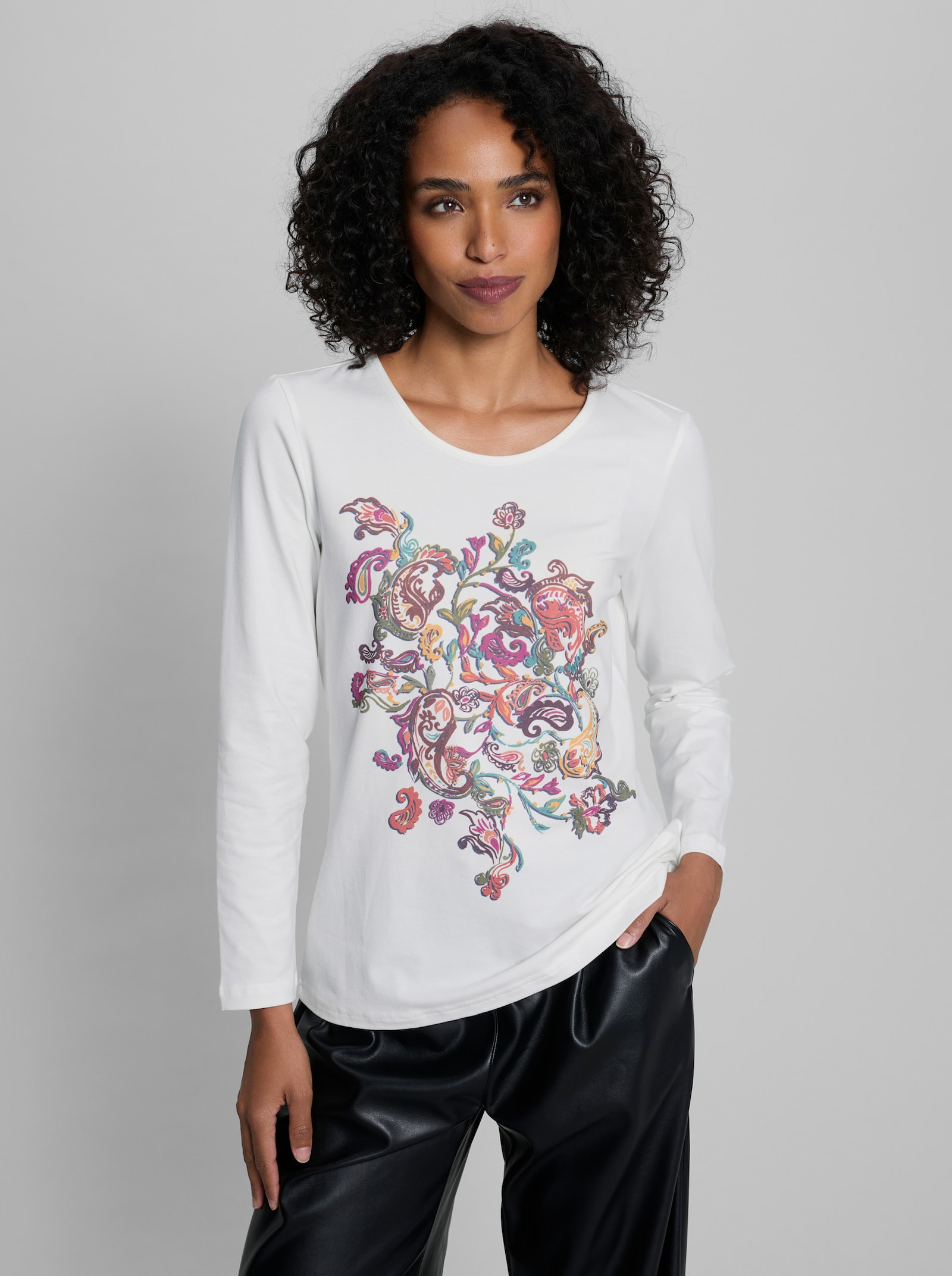 heine Langarmshirt mit Paisley-Print - ecru-papaya-bedruckt