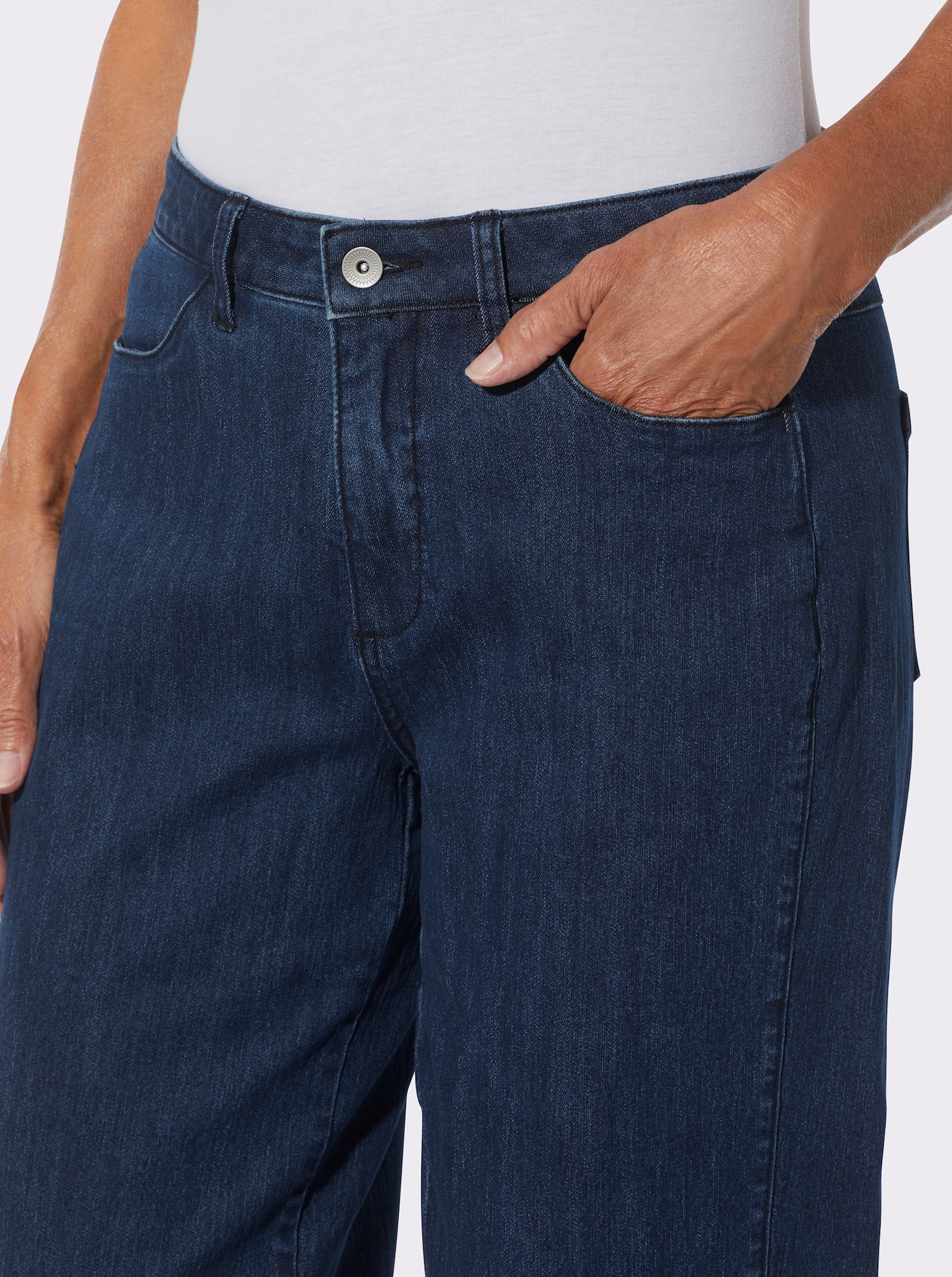 Jeans in Barrel-Form - darkblue-stone-washed