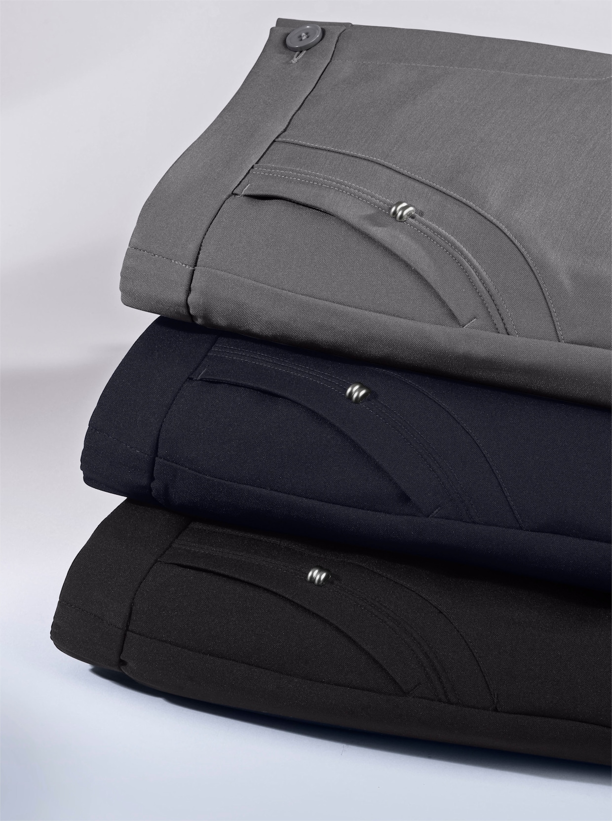 Broek met sierelement op de zakken - grijs