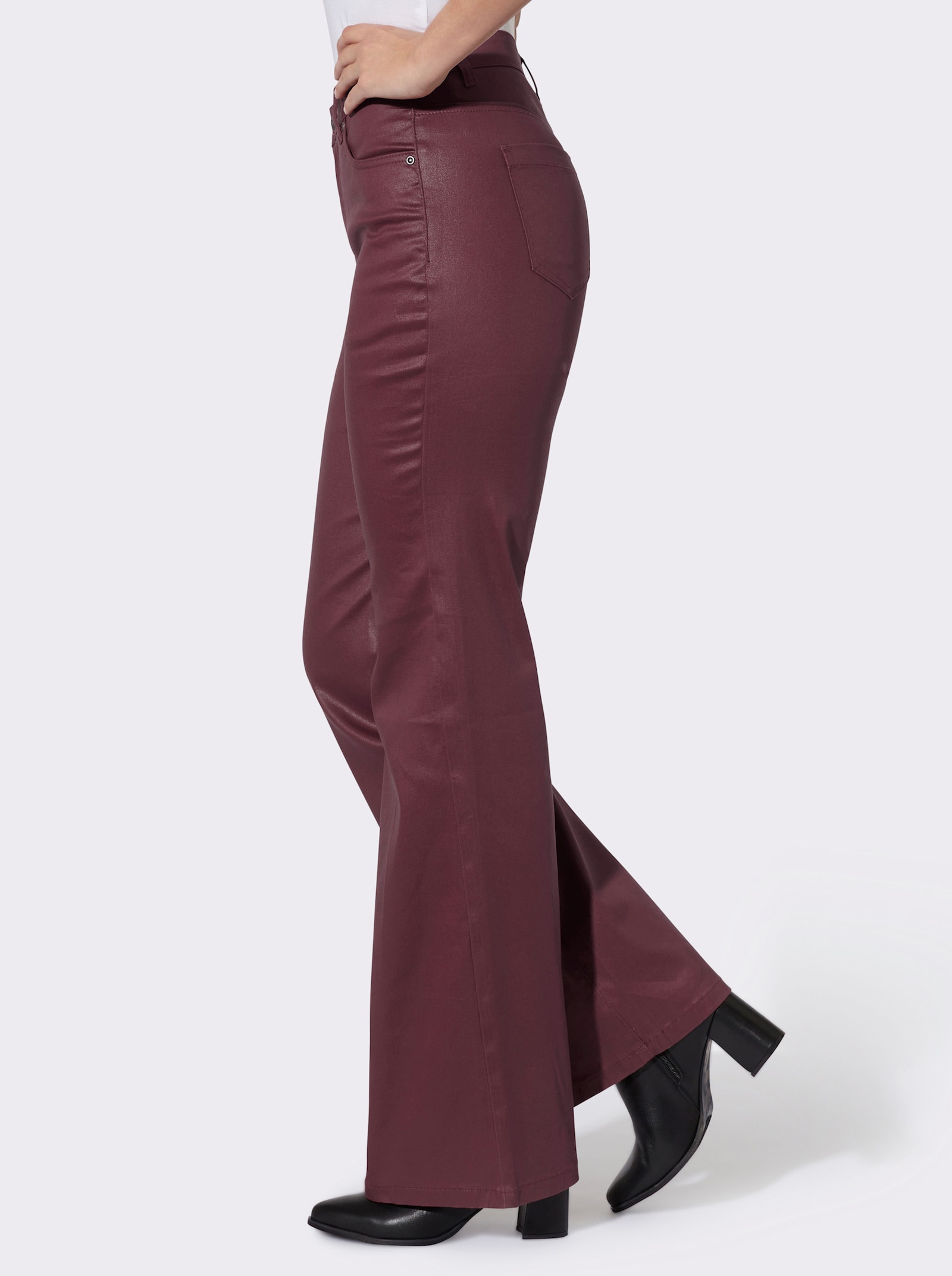 heine Bootcut-Jeans in Glanz-Optik - bordeaux