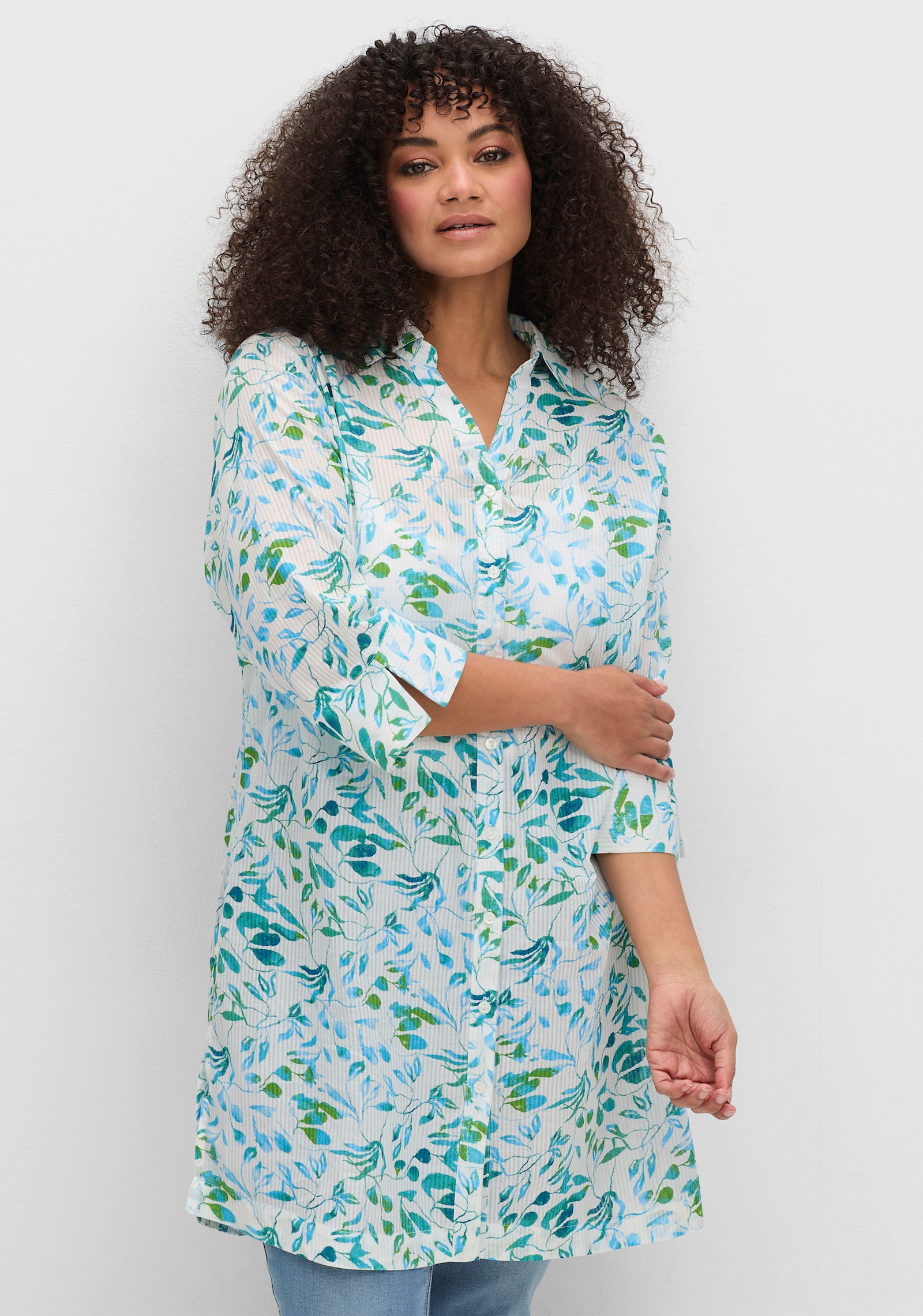 sheego Hemdbluse mit Blätterdruck und 3/4-Ärmeln - ecru-gemustert