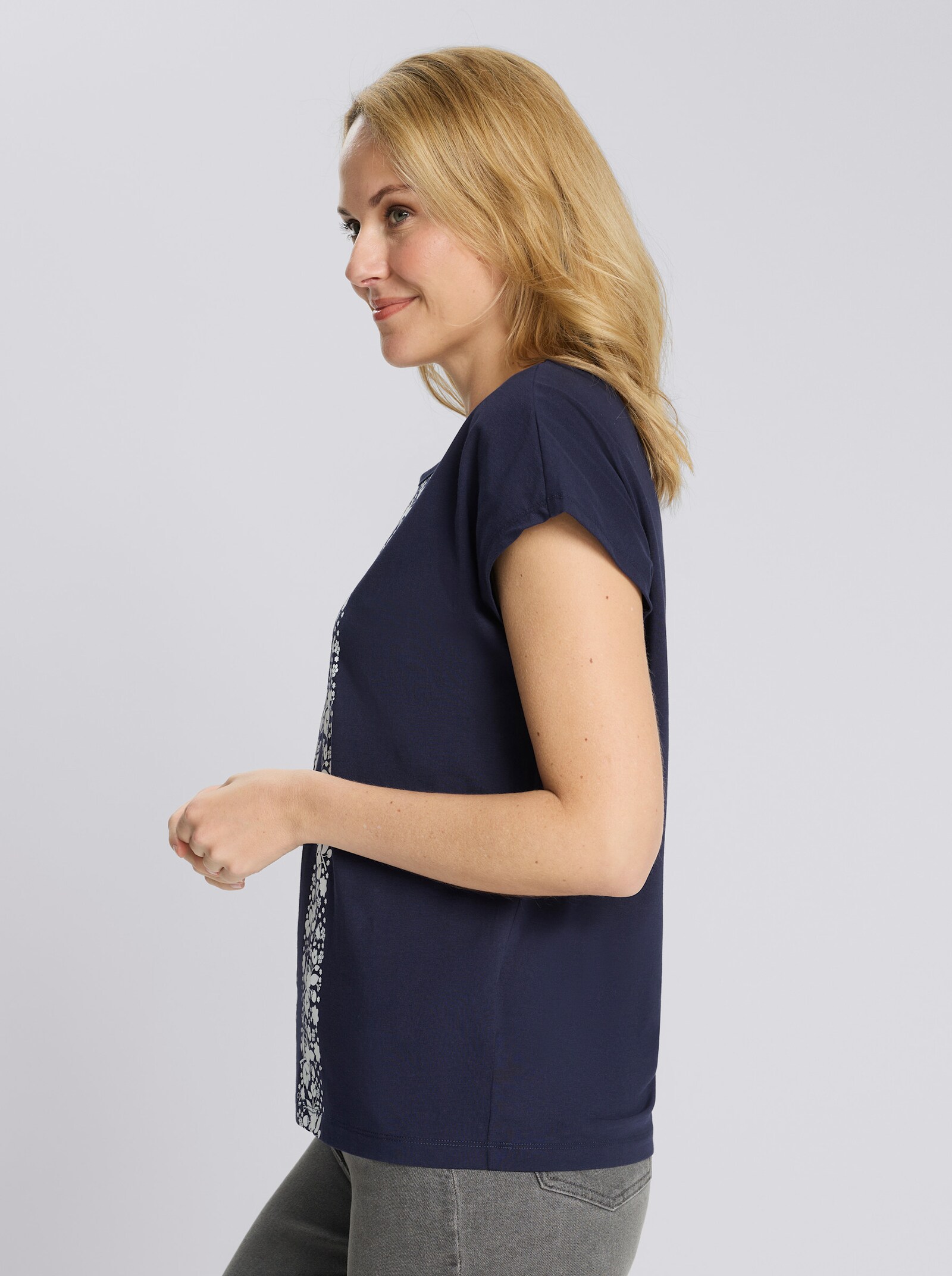 Kurzarmshirt mit Blumenmuster - marine-weiß