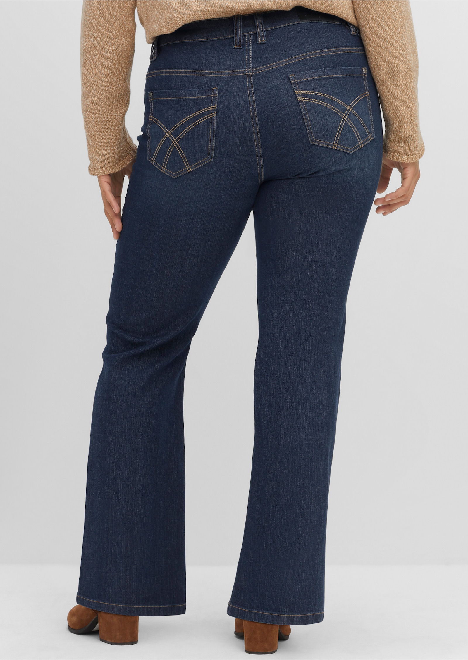 sheego Jean bootcut avec coutures contrastées - bleu denim foncé