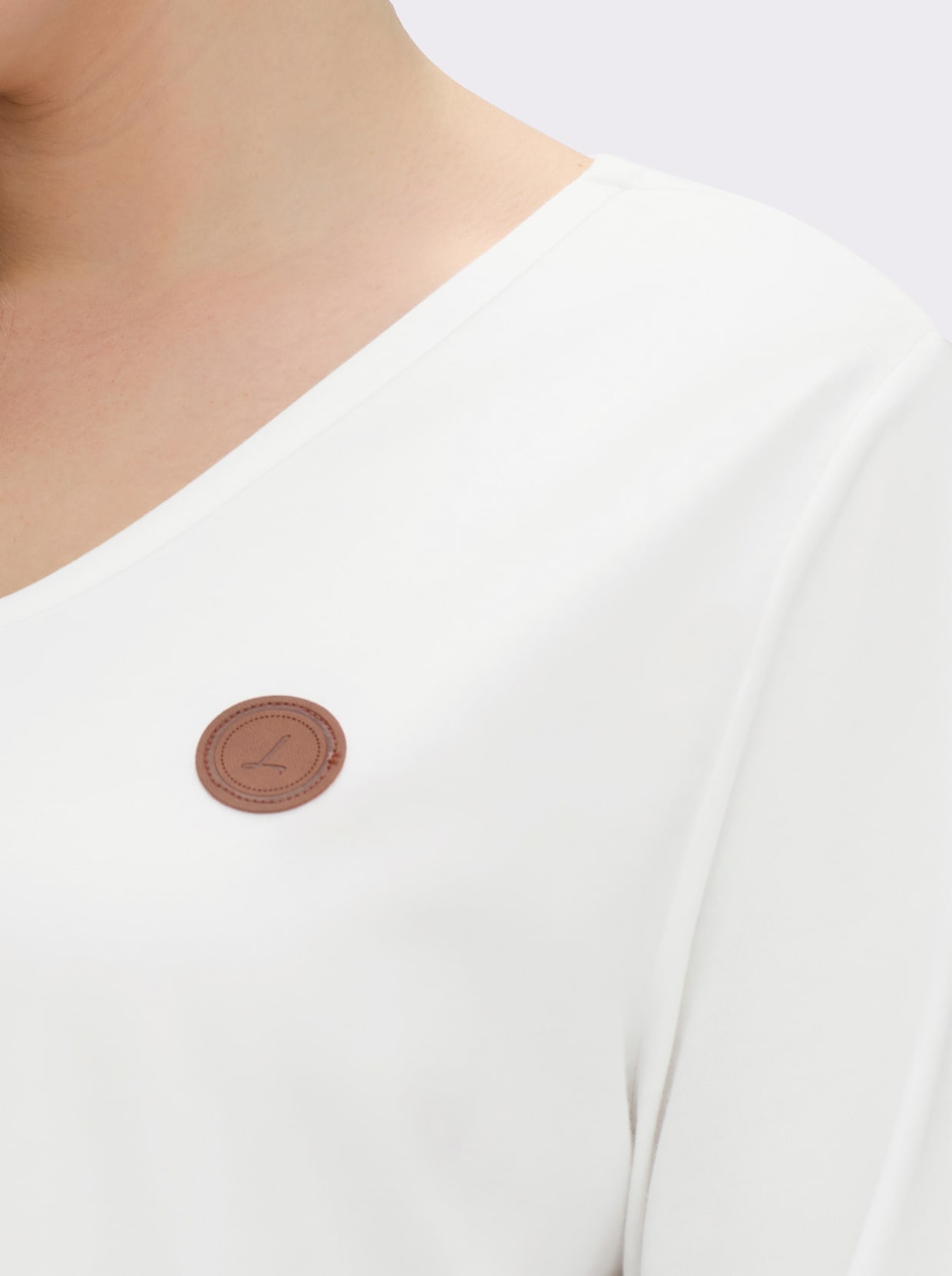 Langarmshirt mit V-Ausschnitt - ecru