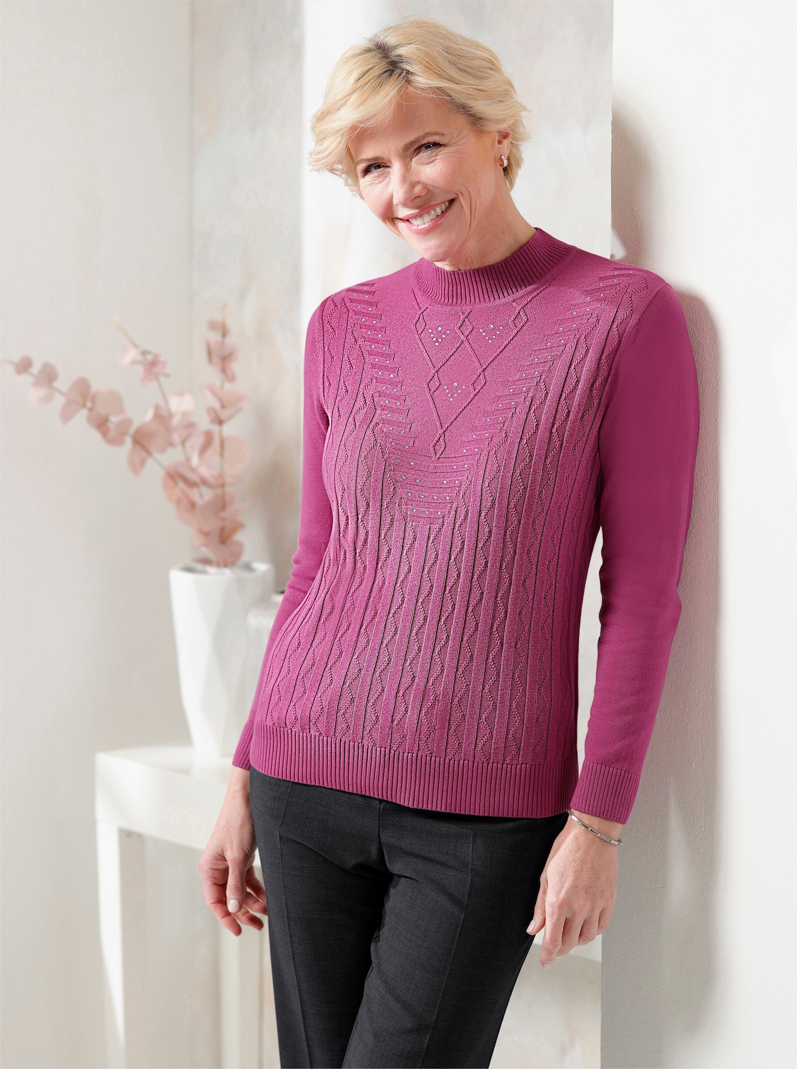 Stehkragenpullover mit Glitzersteinchen - erika