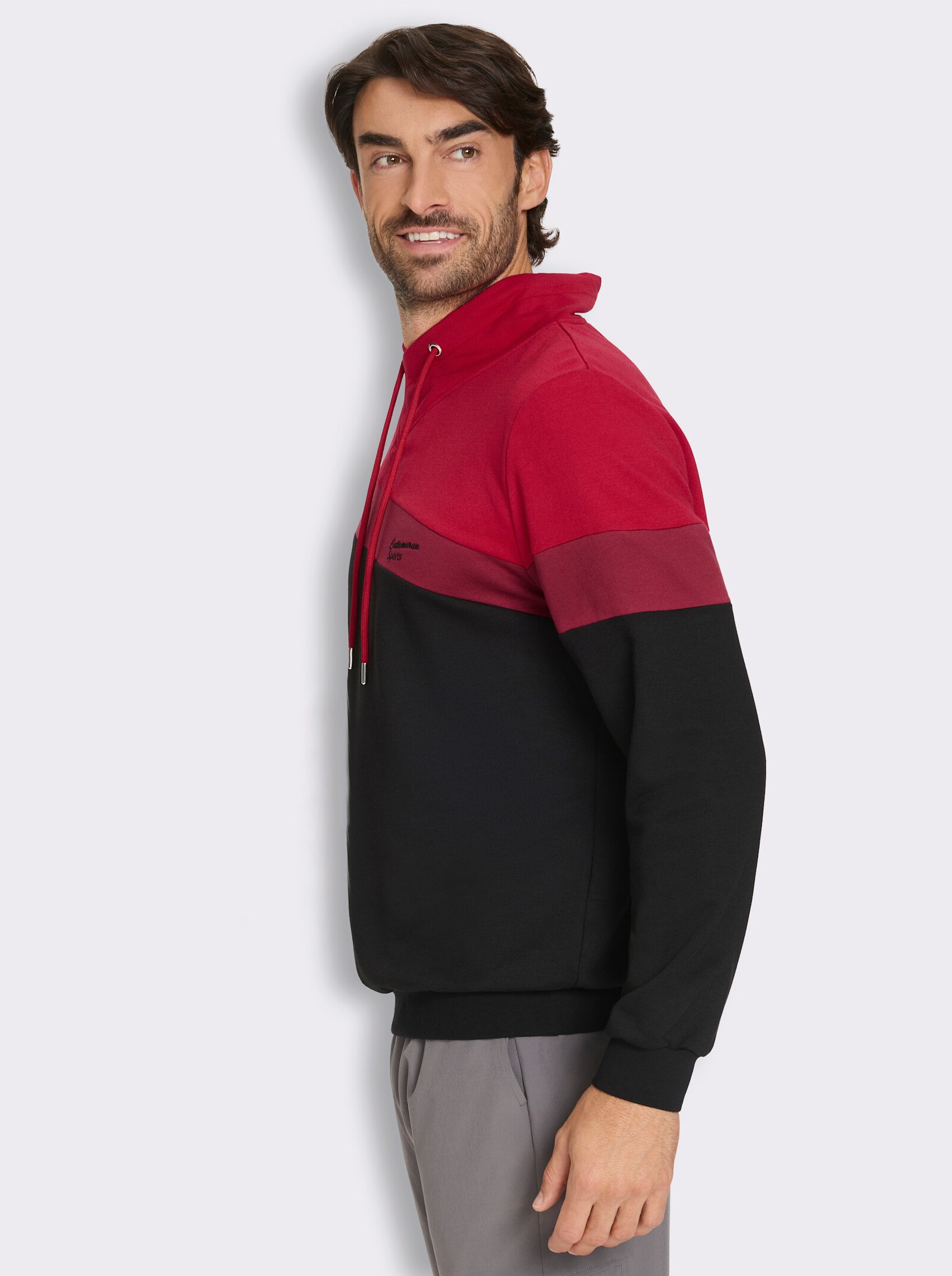 Catamaran Sports Sweatshirt mit weitenregulierbarem Kragen - schwarz-rot