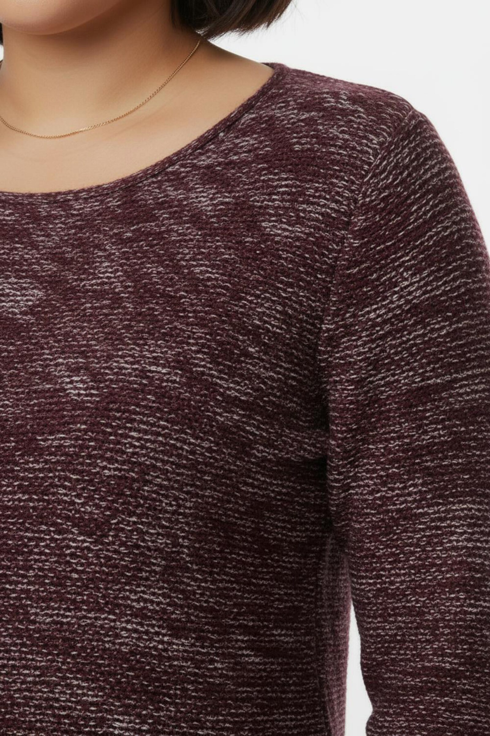 Rundhalspullover aus Melange-Strick - bordeaux-meliert