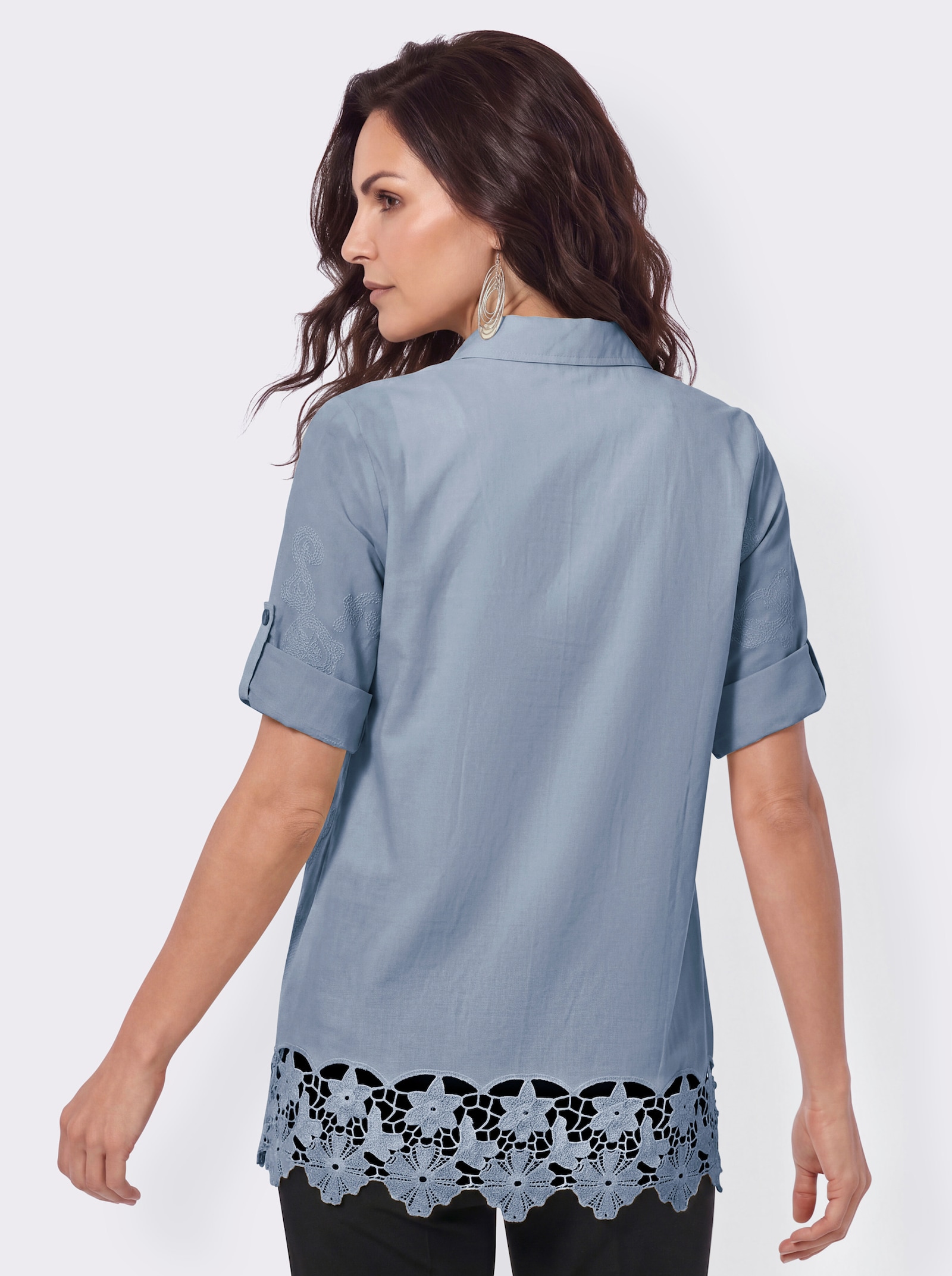 Spitzenbluse mit Krempel-Ärmel - bleu