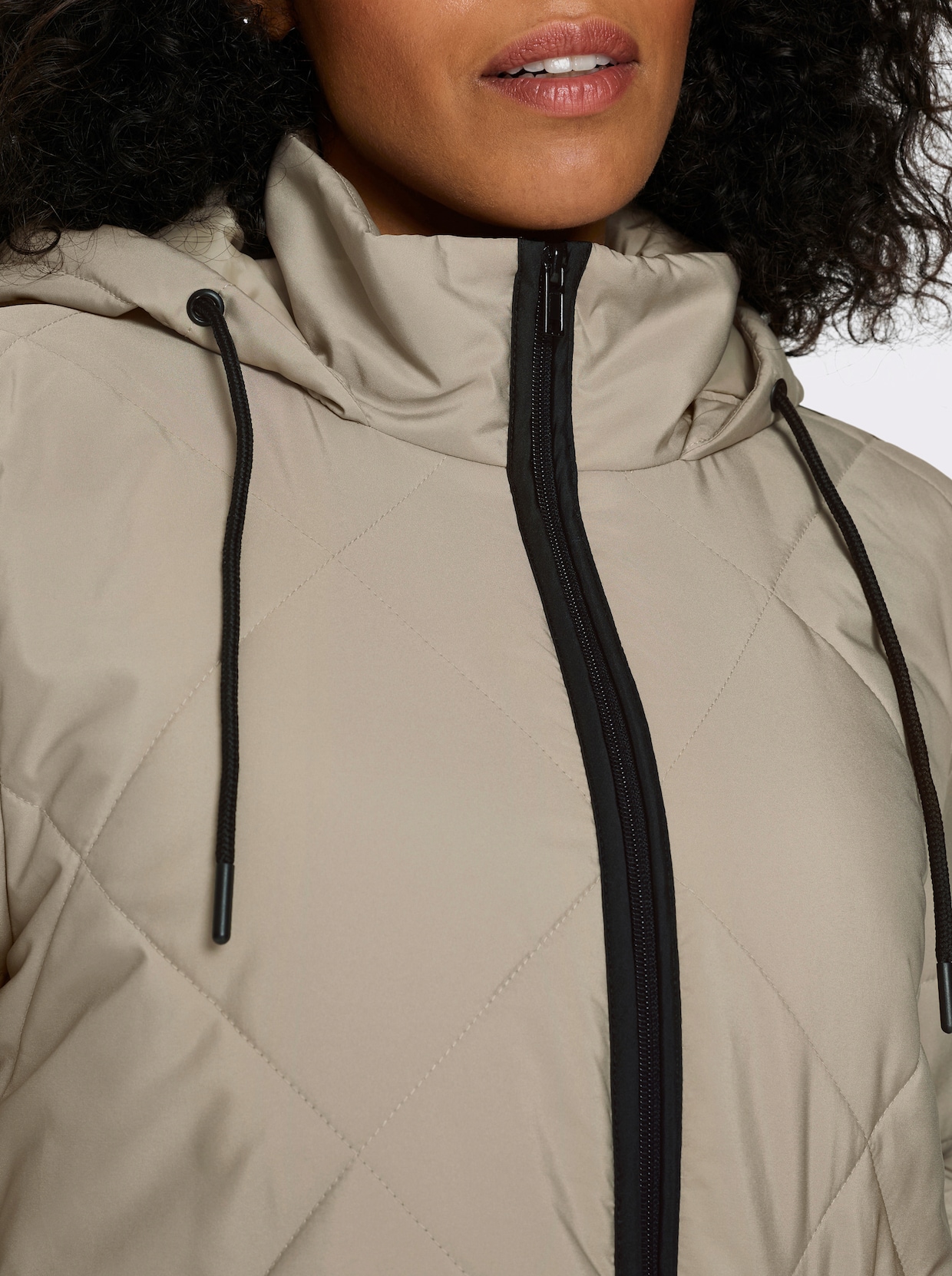 Steppjacke mit Kontrast-Details - sesam-schwarz