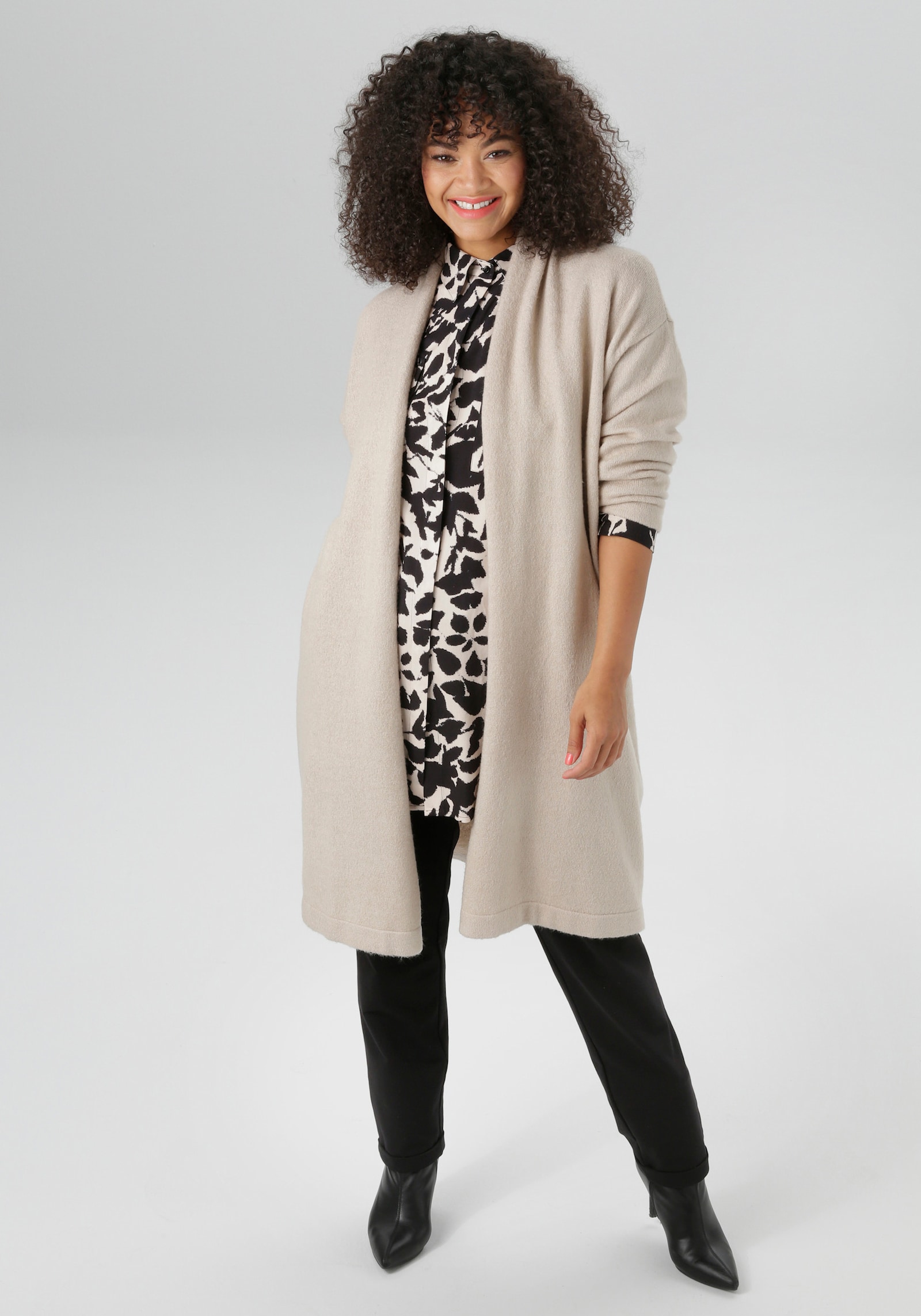 Aniston PLUS Strickjacke - beige meliert