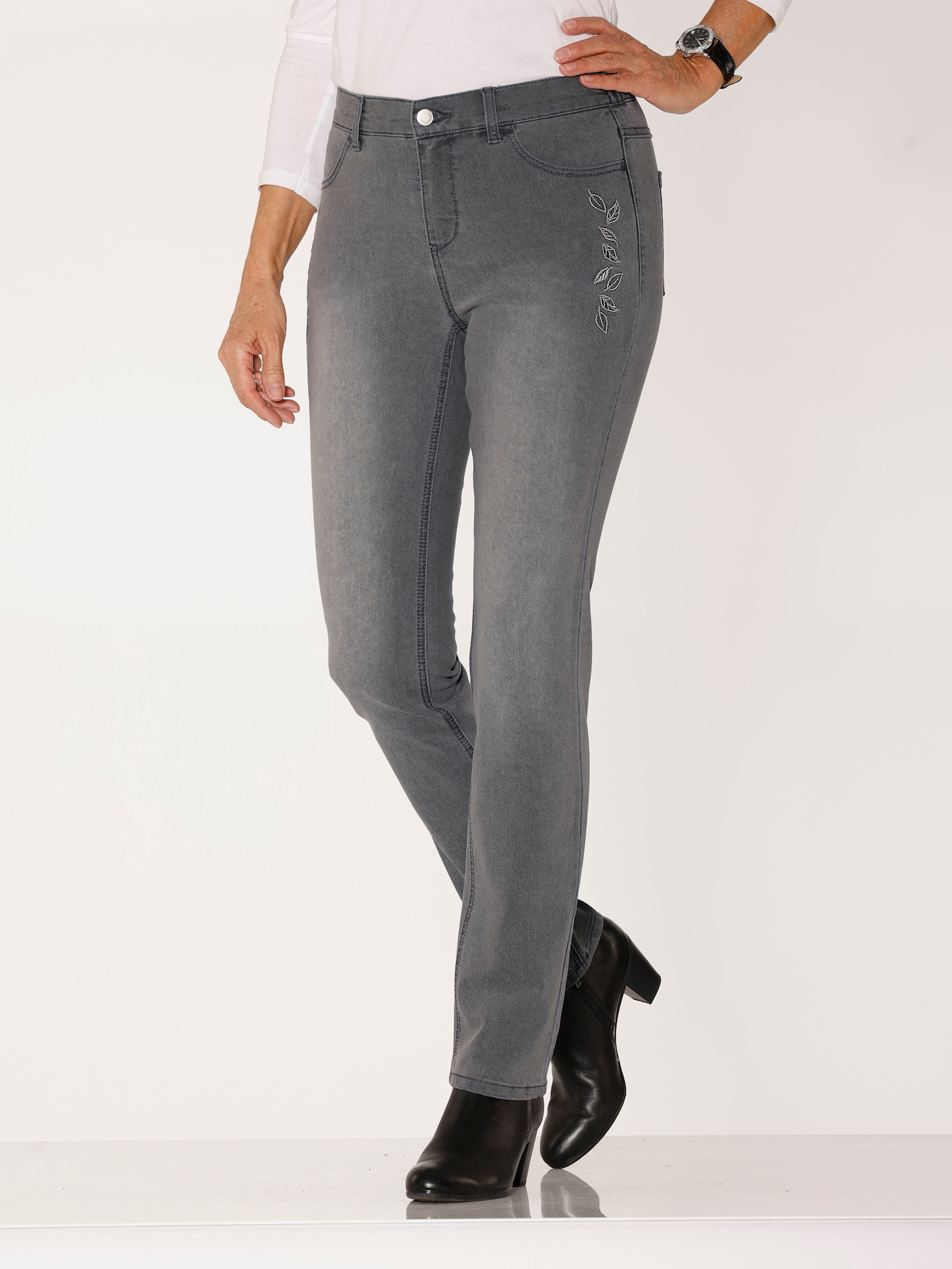 Stretch-Jeans mit ton-in-ton-farbener Stickerei - stone-grey-denim