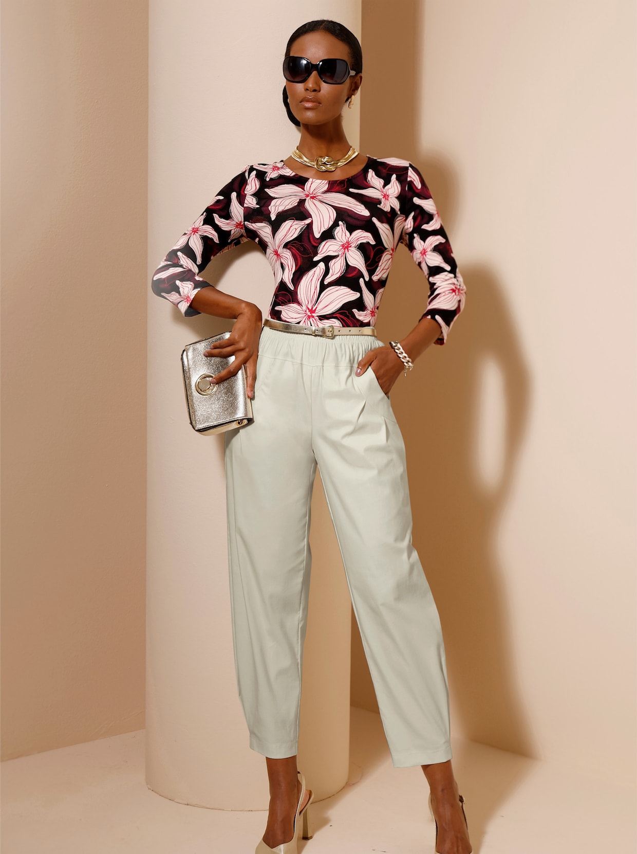 3/4-Arm-Shirt im Blüten-Dessin - schwarz-champagner-bedruckt