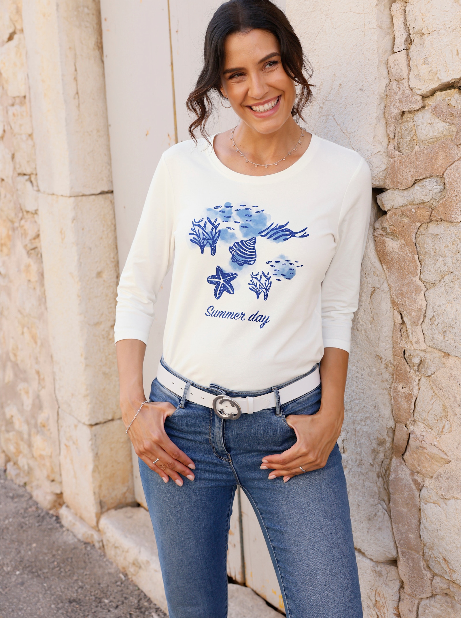 Rundhalsshirt mit platziertem Druck - ecru-eisblau
