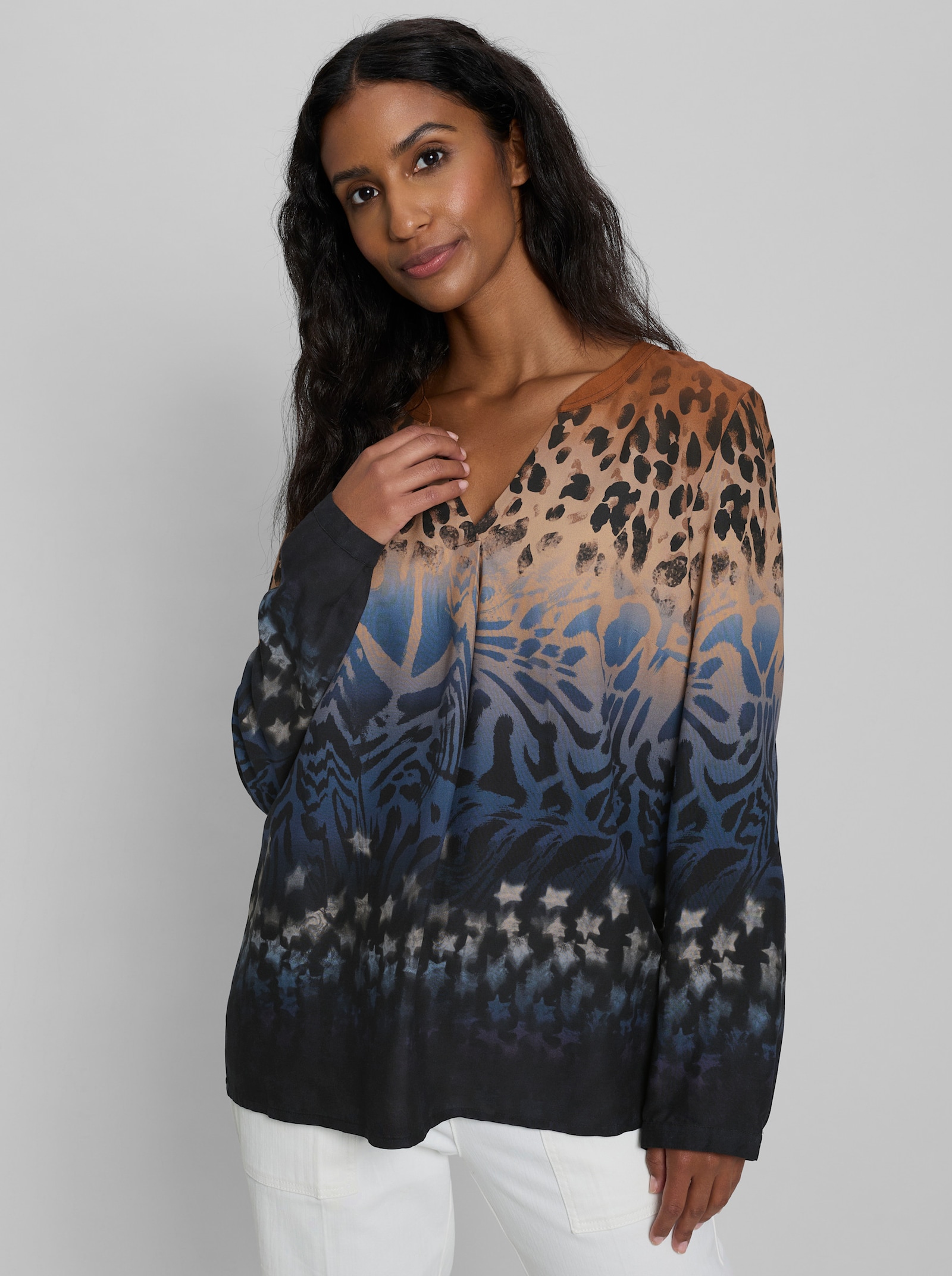 heine Druckbluse mit Animalprint - jeansblau-braun-bedruckt