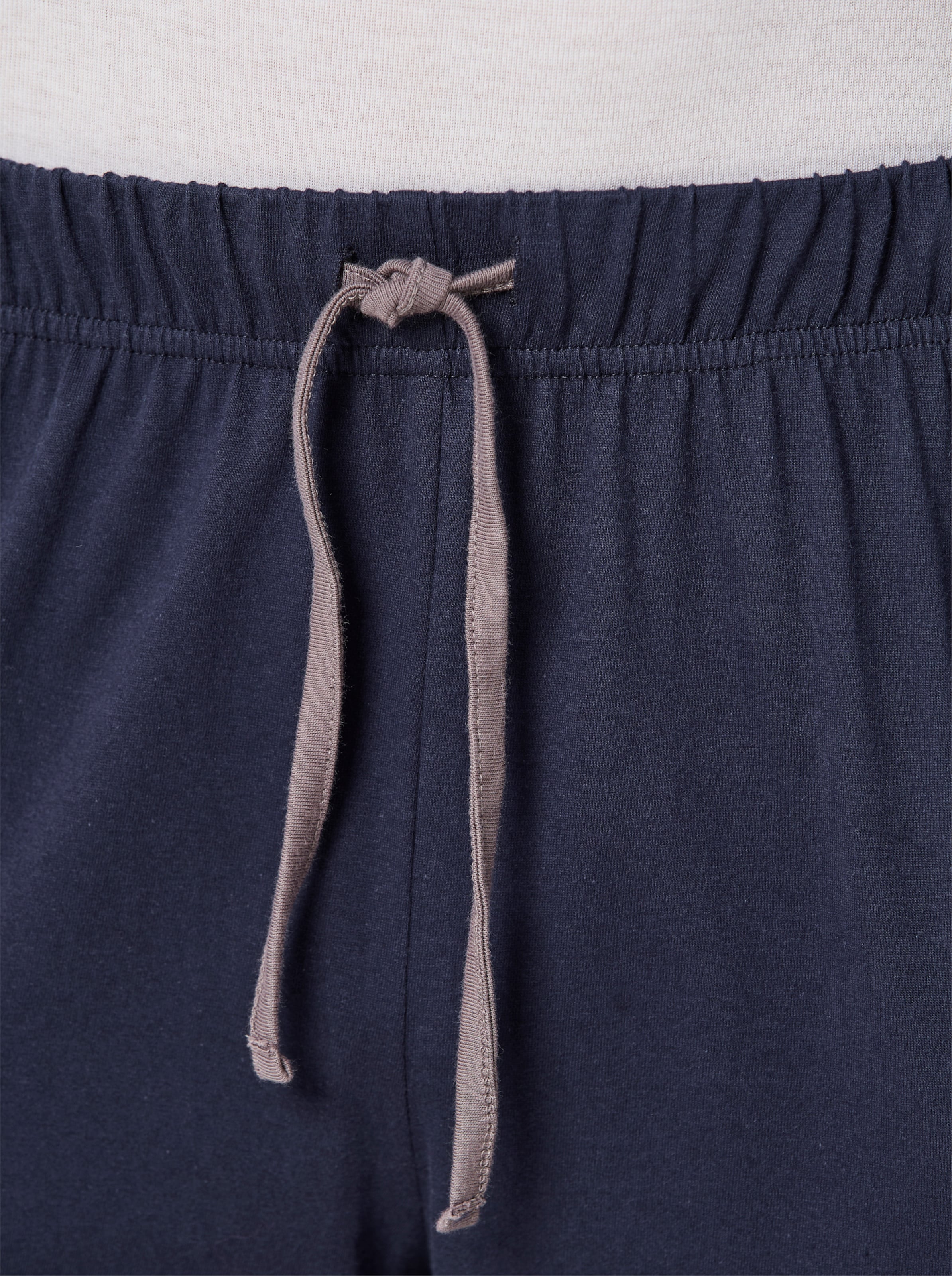 Thumbnail - Hose lang