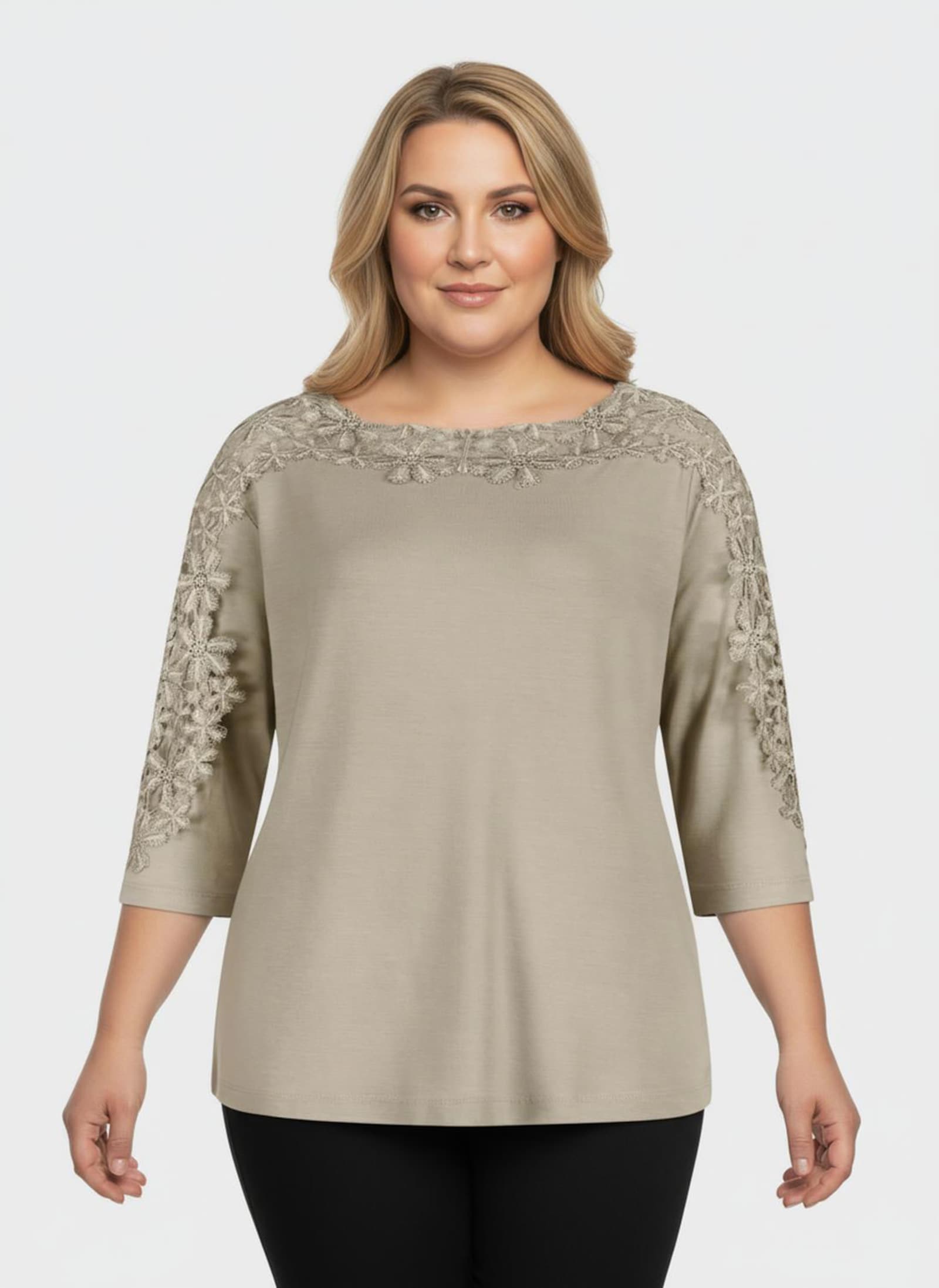 Spitzenshirt mit U-Boot-Ausschnitt - sand