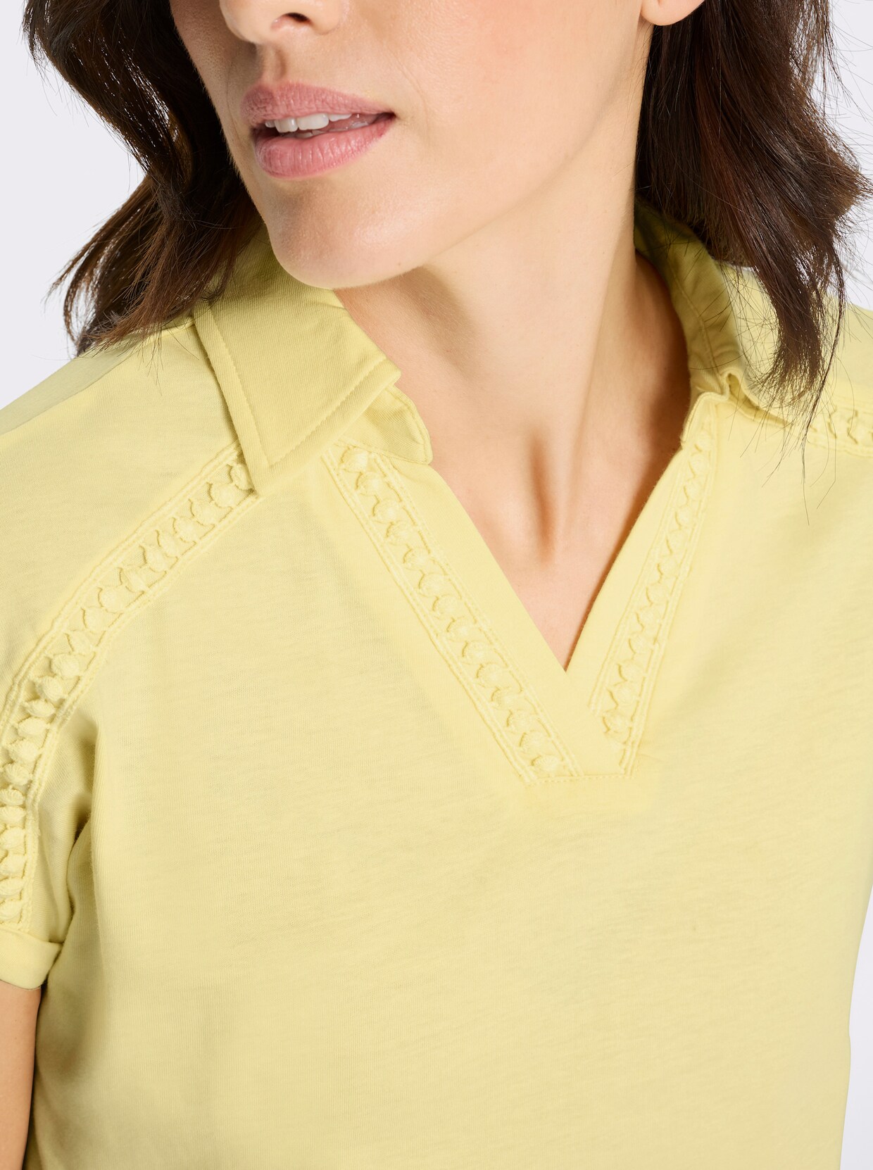 Polokošile s krajkovou bordurou - citronová