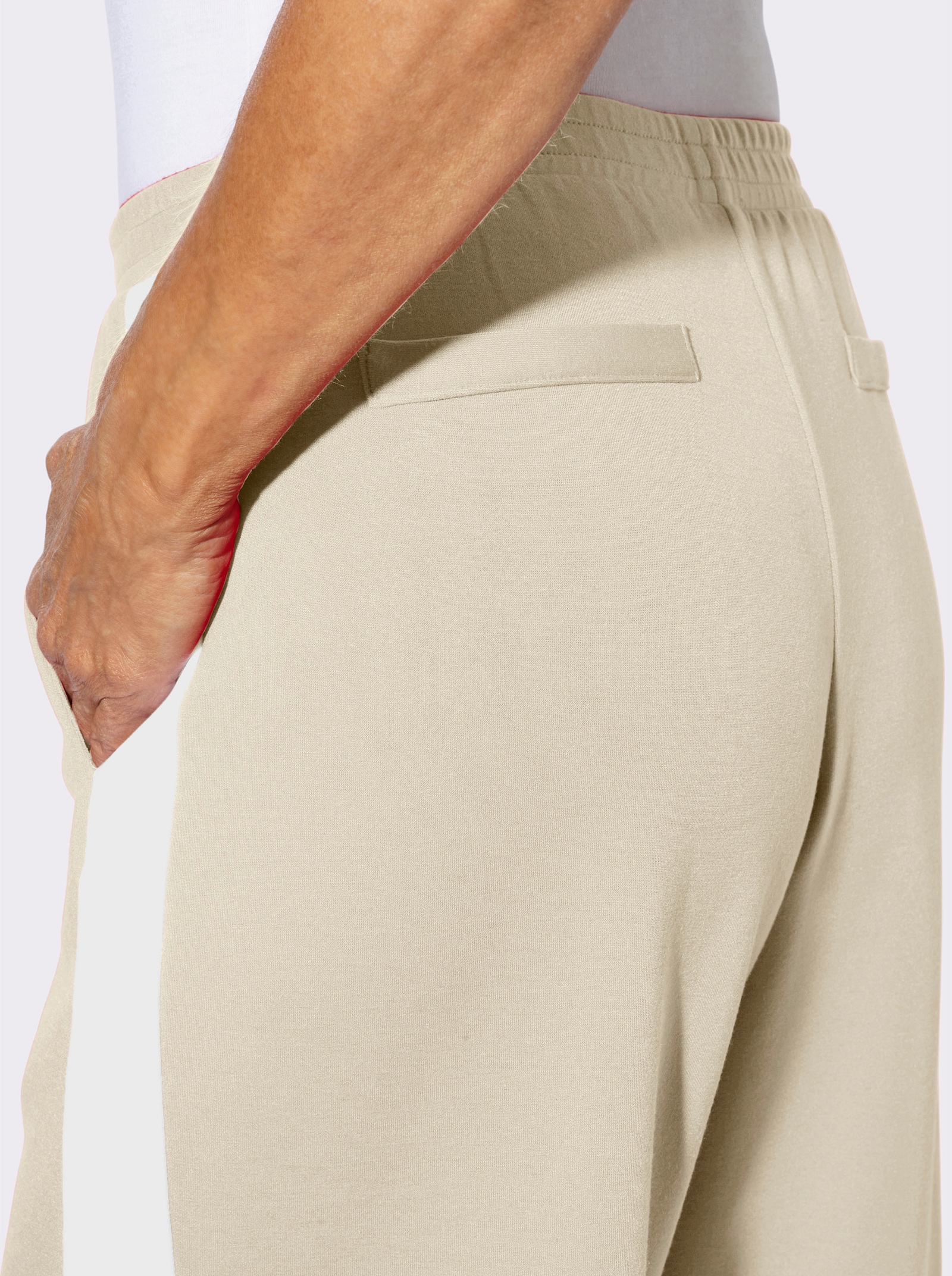 Jerseyhose mit Galonstreifen - sand-weiss
