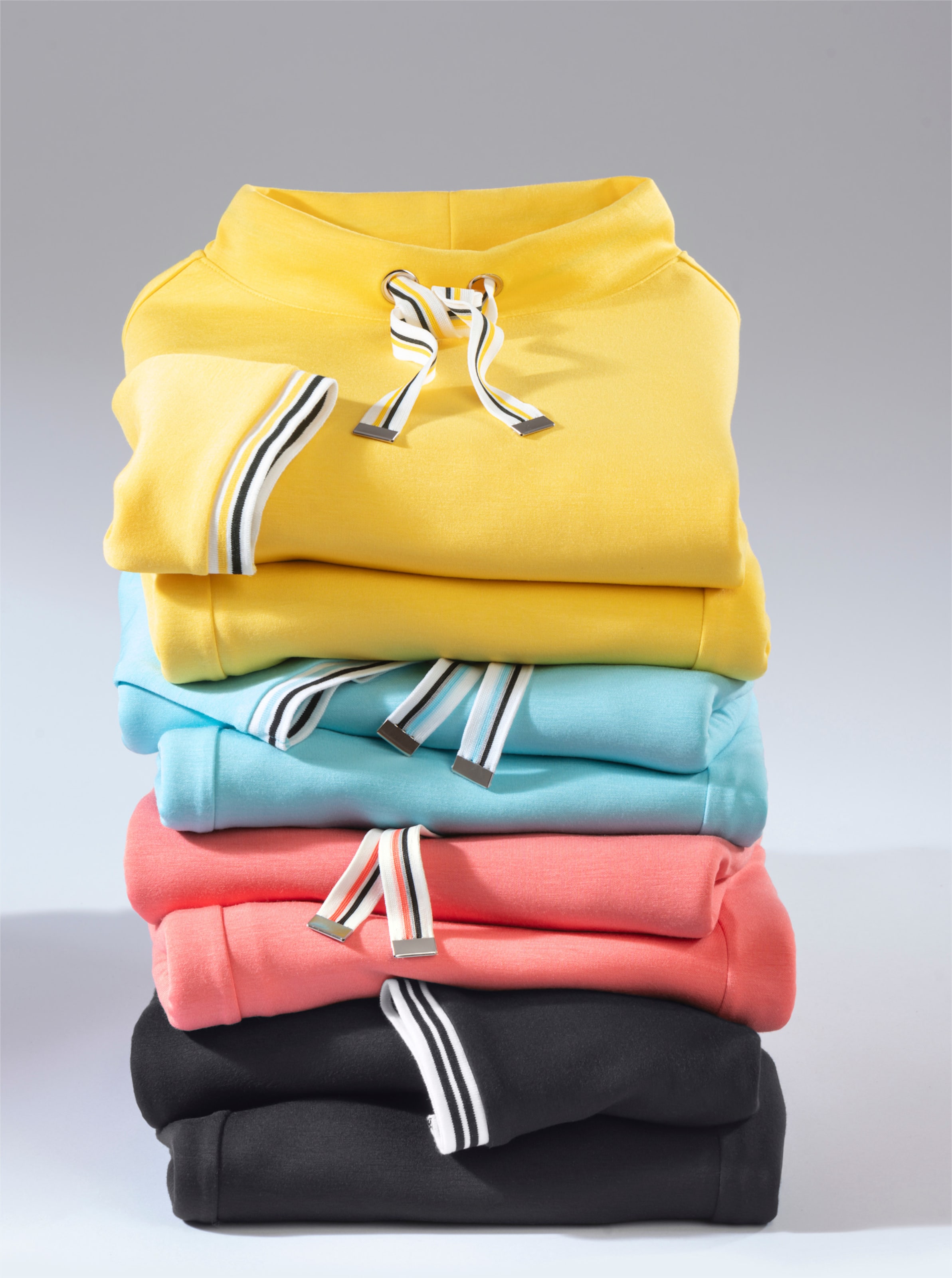 Thumbnail - Stehkragenshirt