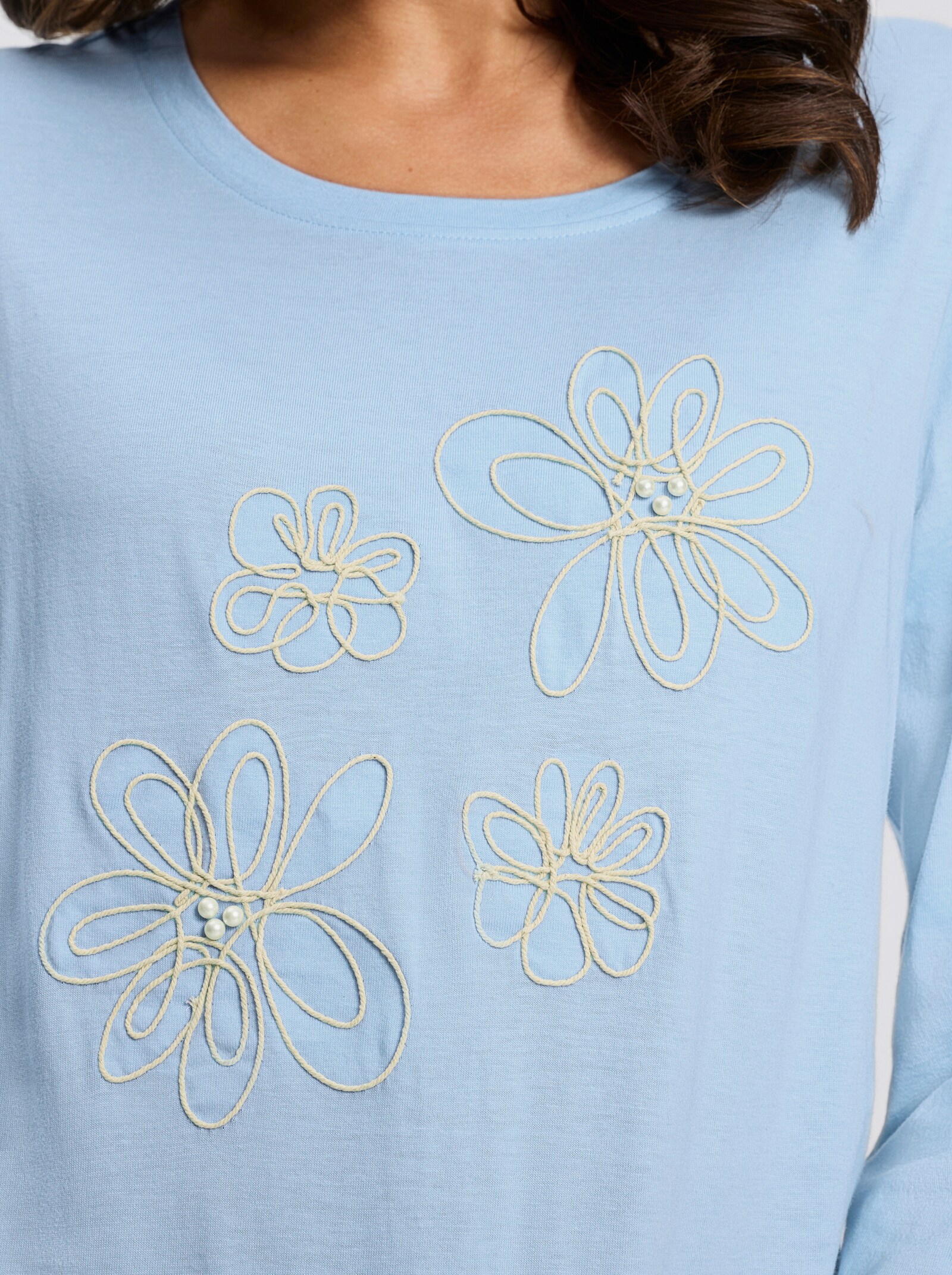 Langarmshirt mit Kordelstickerei und Zierperlen - eisblau