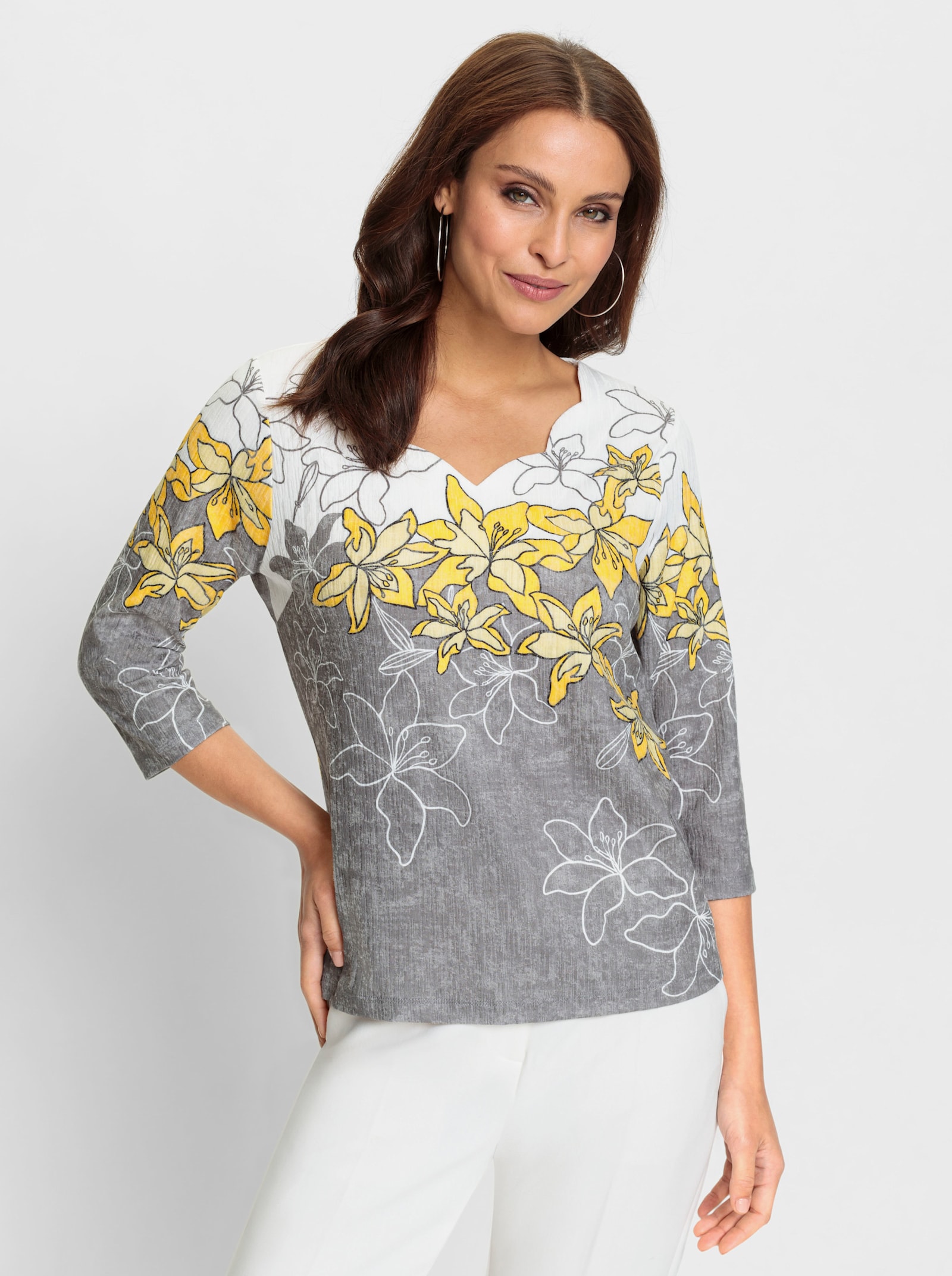 Print-Shirt mit gebogten Kanten - sonnengelb-schwarz-bedruckt