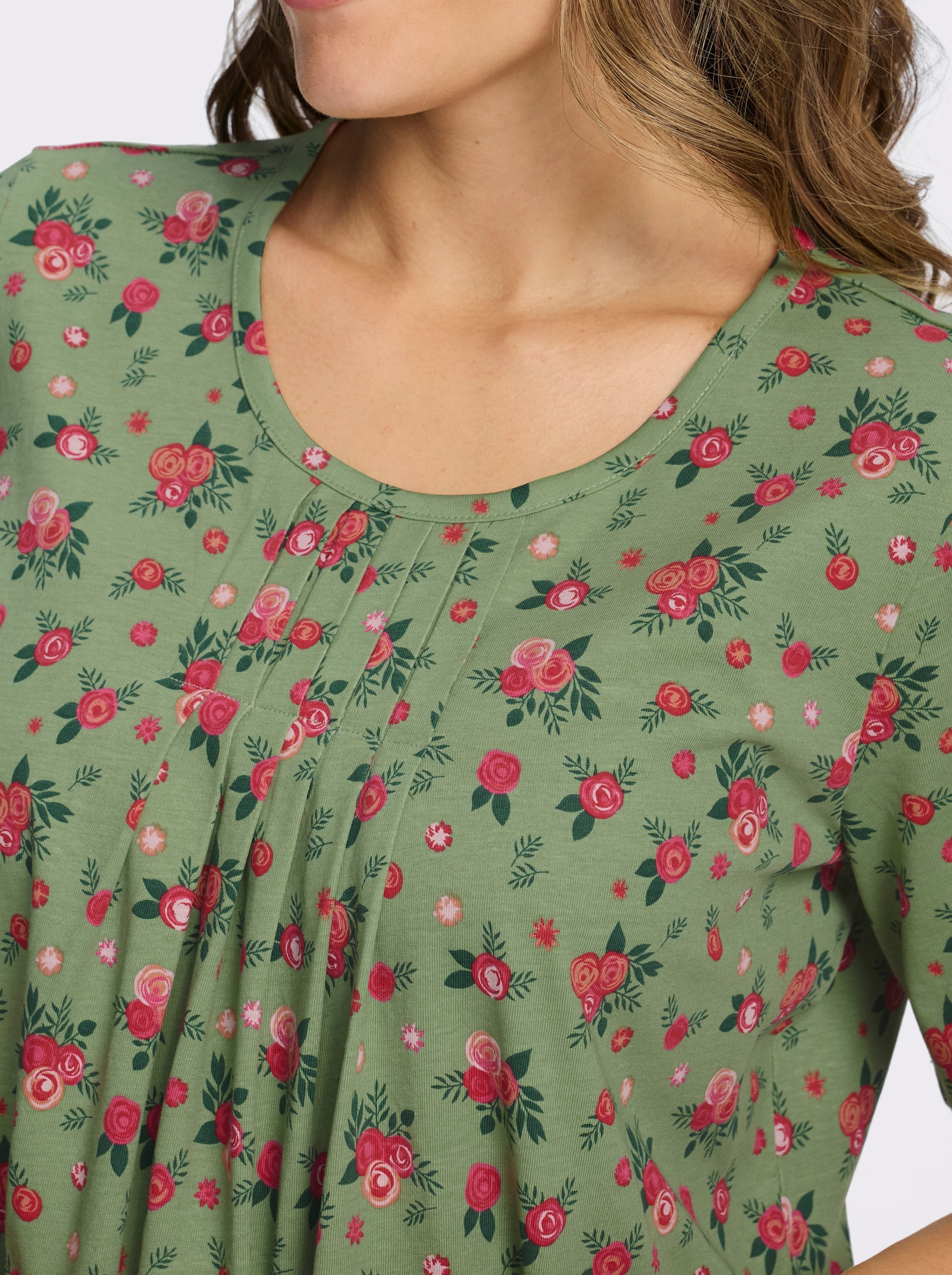 Kurzarmshirt mit Falten am Ausschnitt - eucalyptus-rot-bedruckt