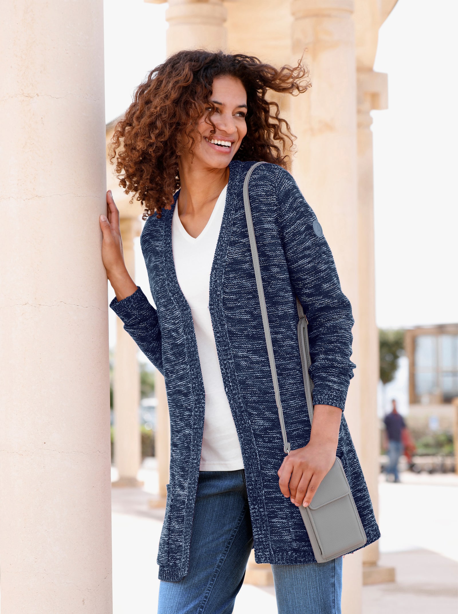 Strickjacke in Longform, meliert - marine-meliert