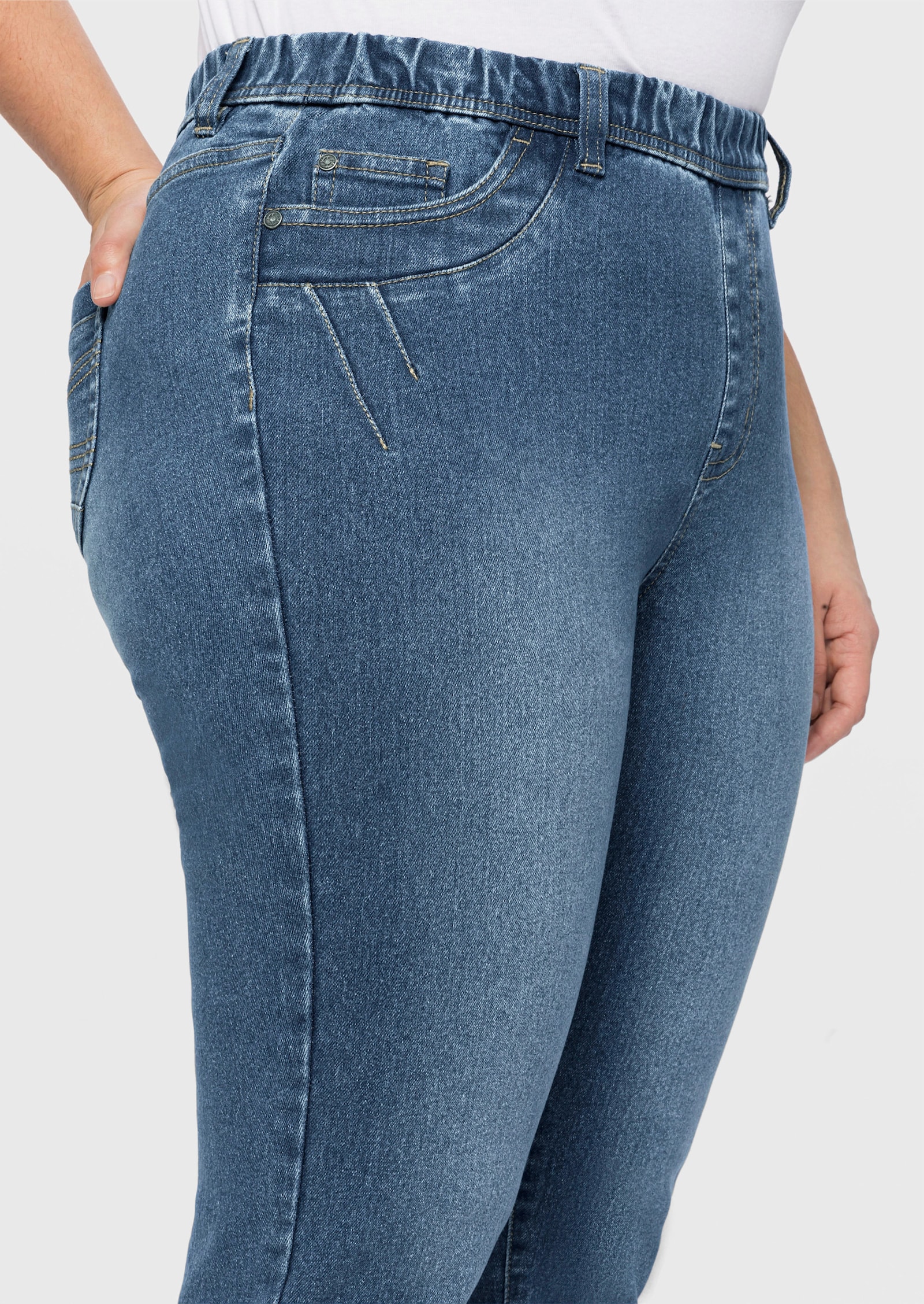 sheego Jeggings mit Gürtelschlaufen - light blue-denim