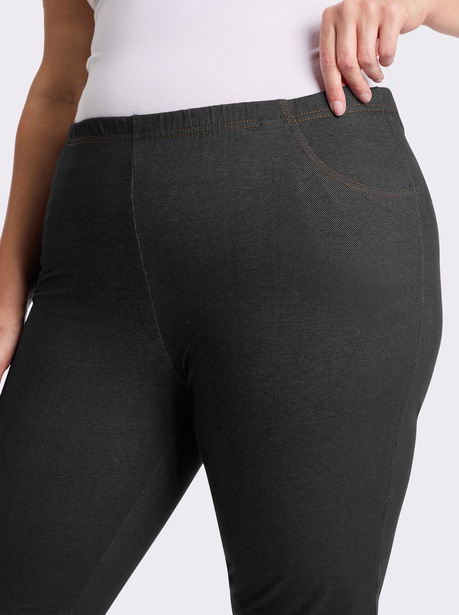 Freizeithose mit Kontrastnähten - black-denim
