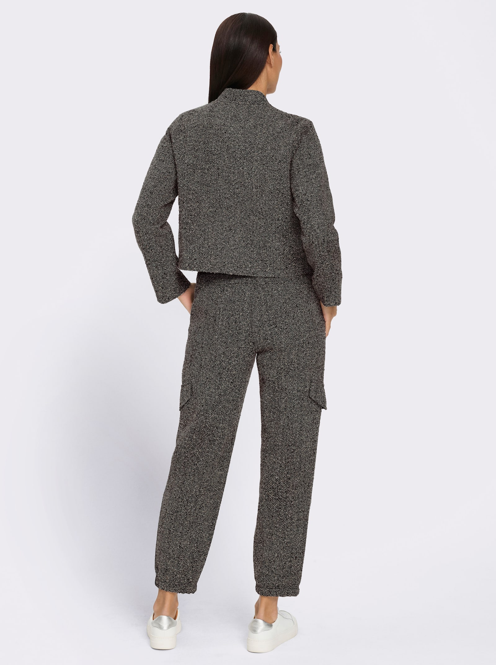 heine Hosenanzug mit Schmuckknöpfen - schwarz-weiß-gemustert