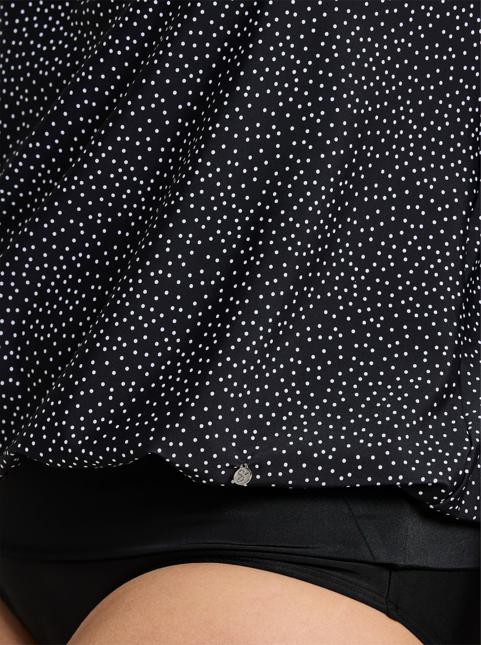 sheego Tankini-Oberteil mit Pünktchen - schwarz-weiß-getupft
