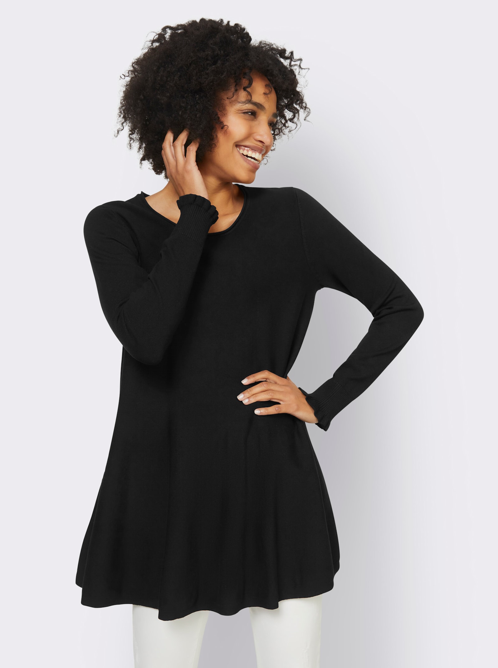 heine Longpullover in leicht ausgestellter Form - schwarz