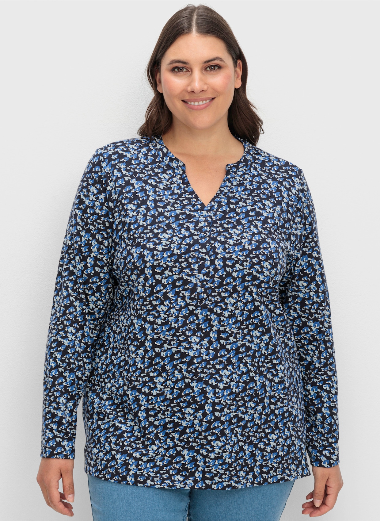sheego Langarmshirt - tiefblau-gemustert