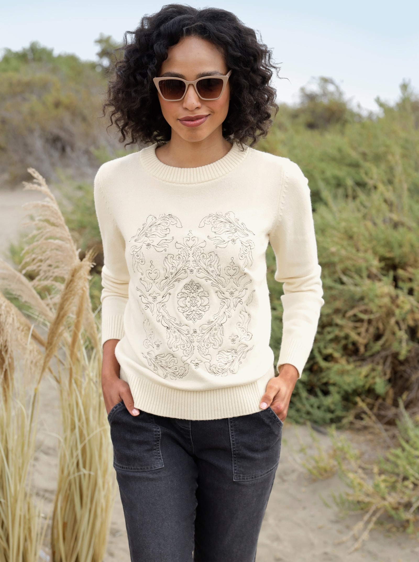 heine Pullover met ronde hals en borduursel - champagne